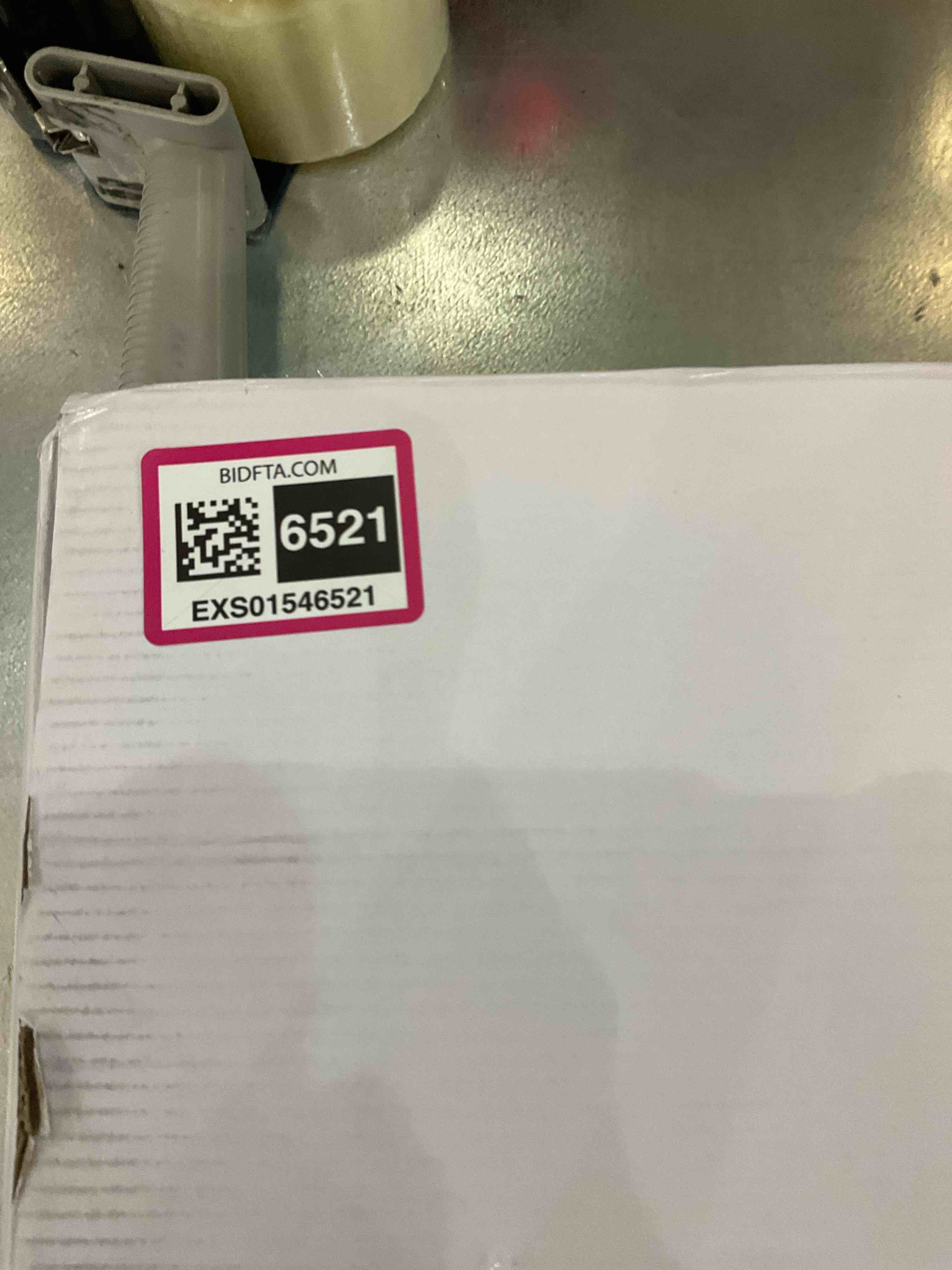 https://s3.amazonaws.com/lotting-images-prod/BargainHunt/EXS01546521_1713881468506.jpeg