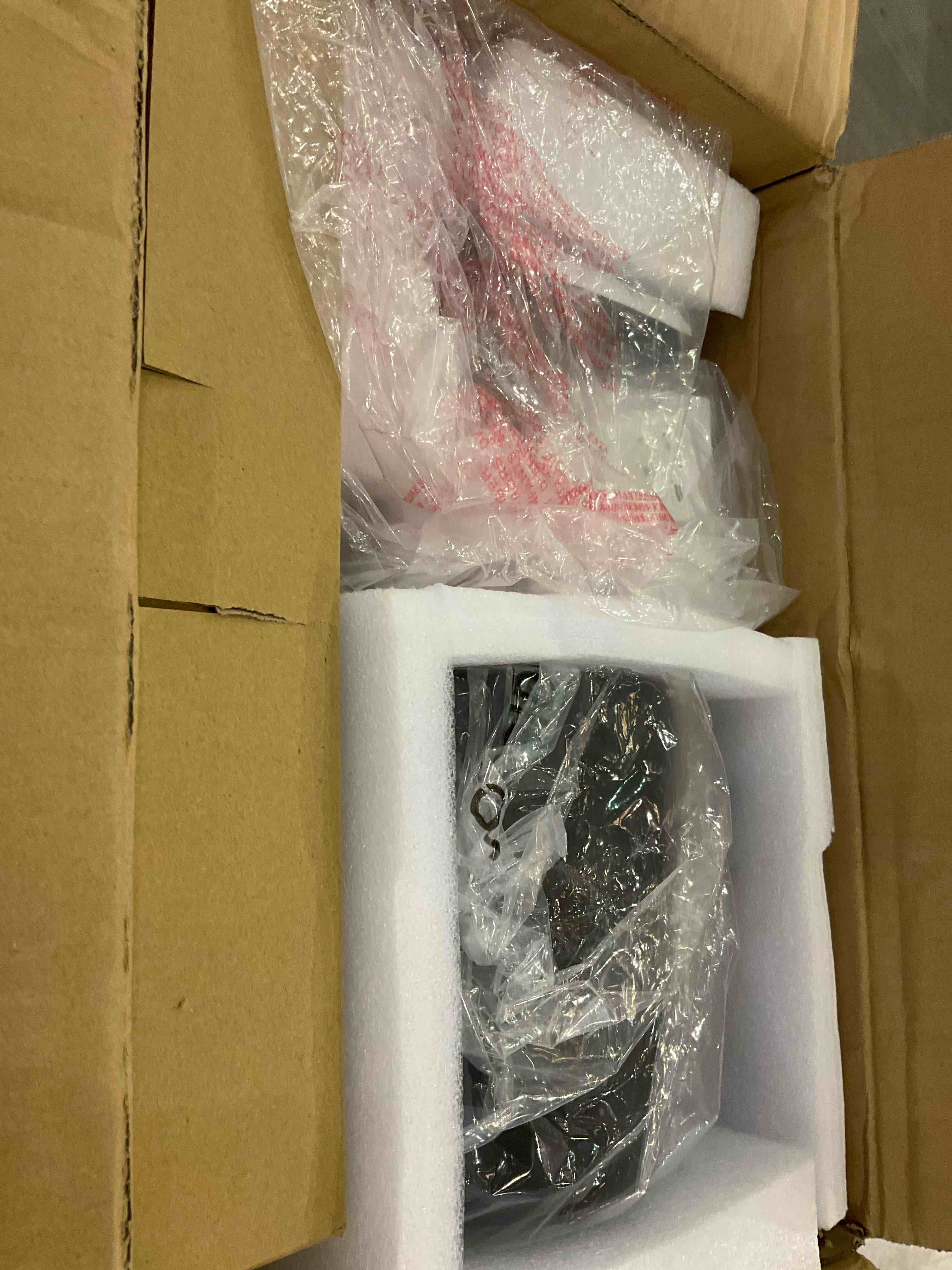 https://s3.amazonaws.com/lotting-images-prod/BargainHunt/EXS01546600_1713978247943.jpeg