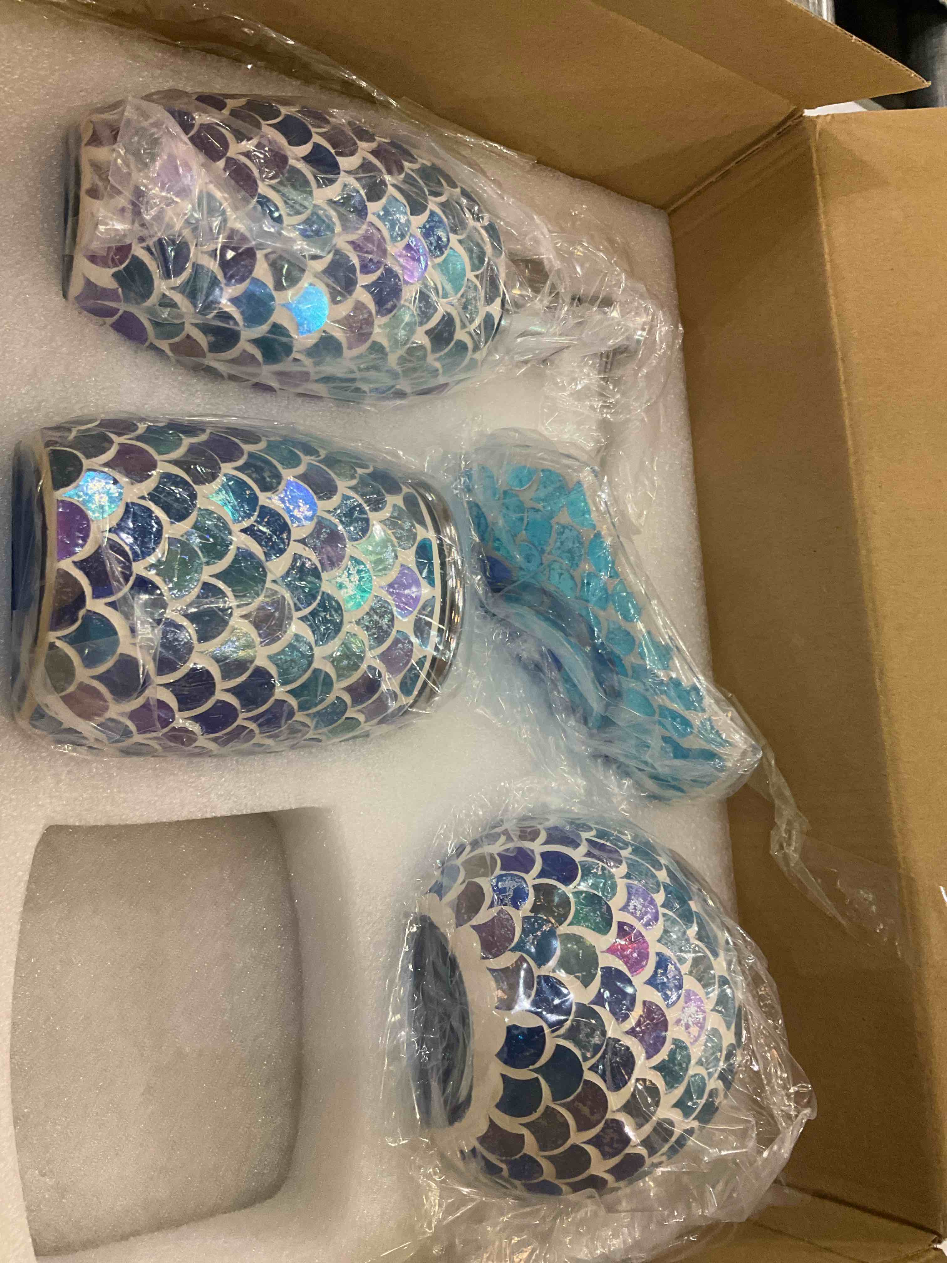 https://s3.amazonaws.com/lotting-images-prod/BargainHunt/EXS01546694_1714052399863.jpeg