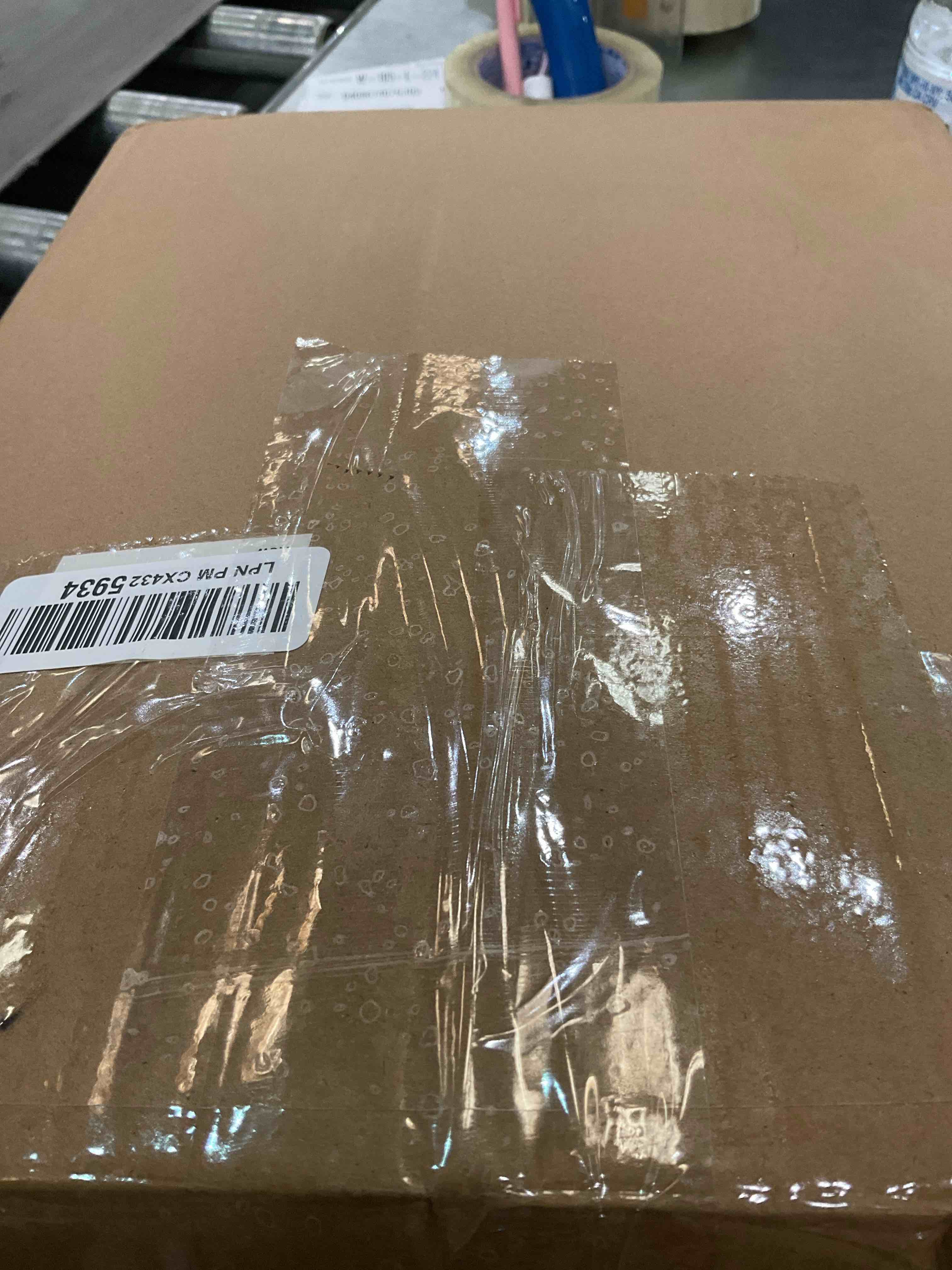https://s3.amazonaws.com/lotting-images-prod/BargainHunt/EXS01546770_1714067601141.jpeg