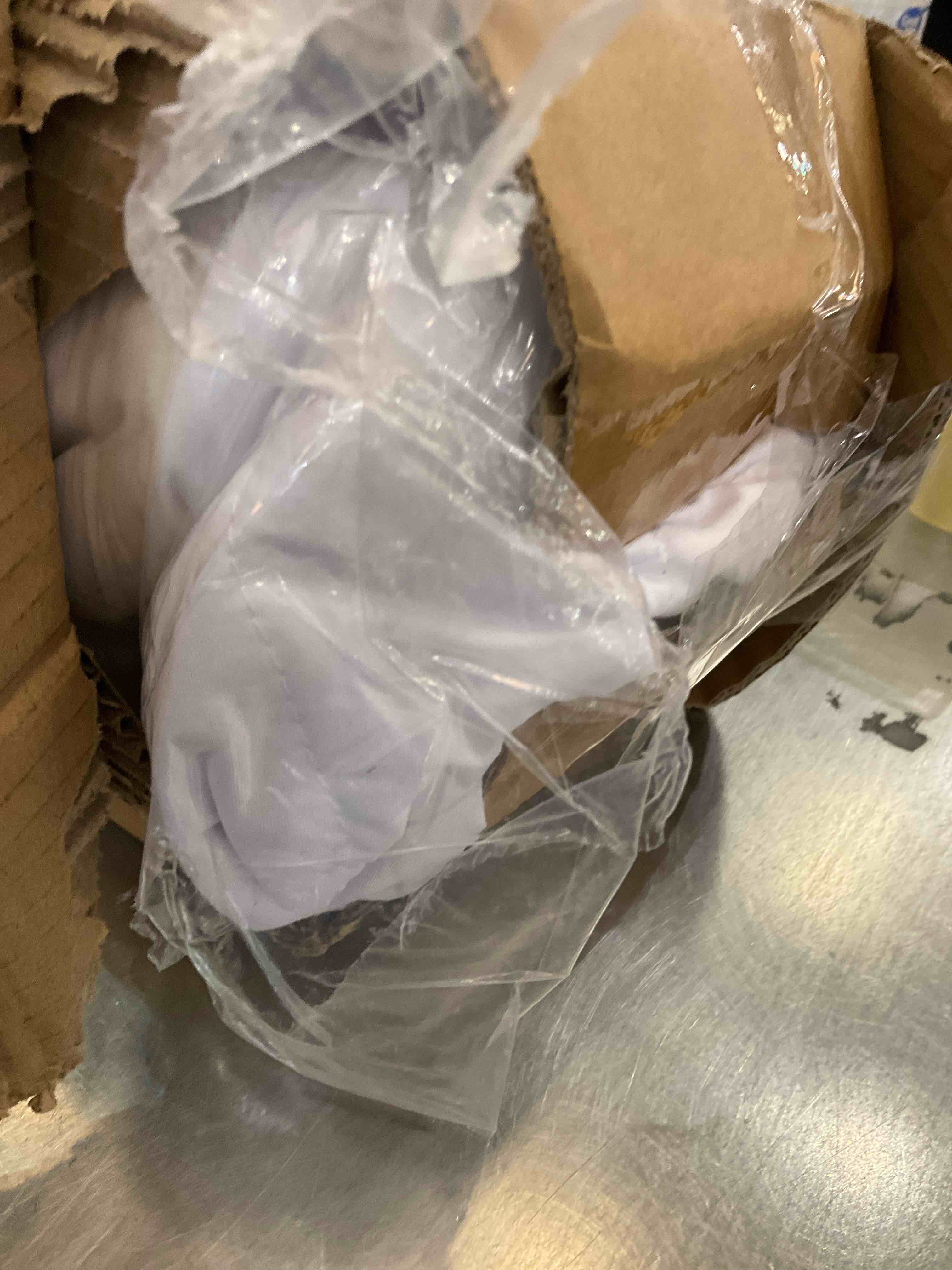 https://s3.amazonaws.com/lotting-images-prod/BargainHunt/EXS01546772_1714067825403.jpeg