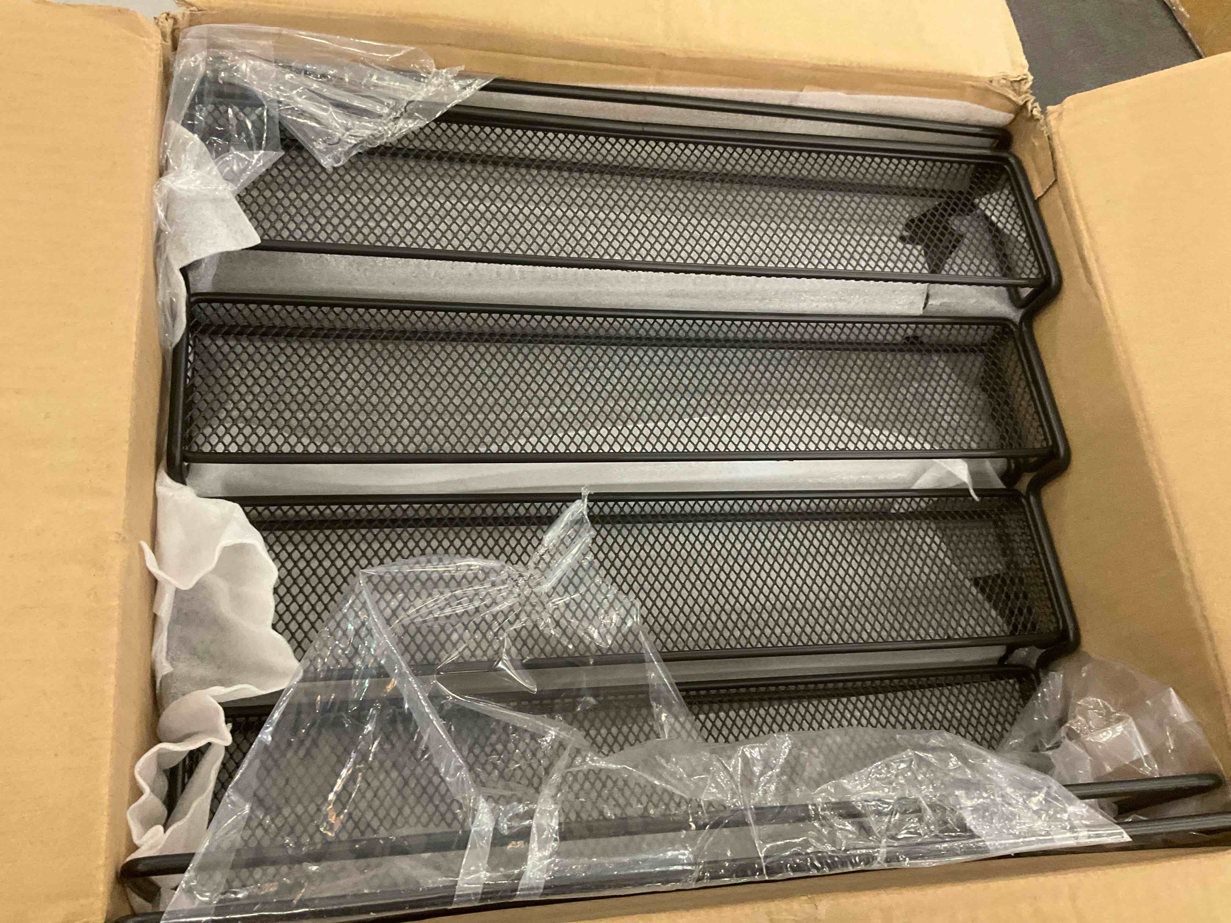 https://s3.amazonaws.com/lotting-images-prod/BargainHunt/EXS01547032_1714141833384.jpeg