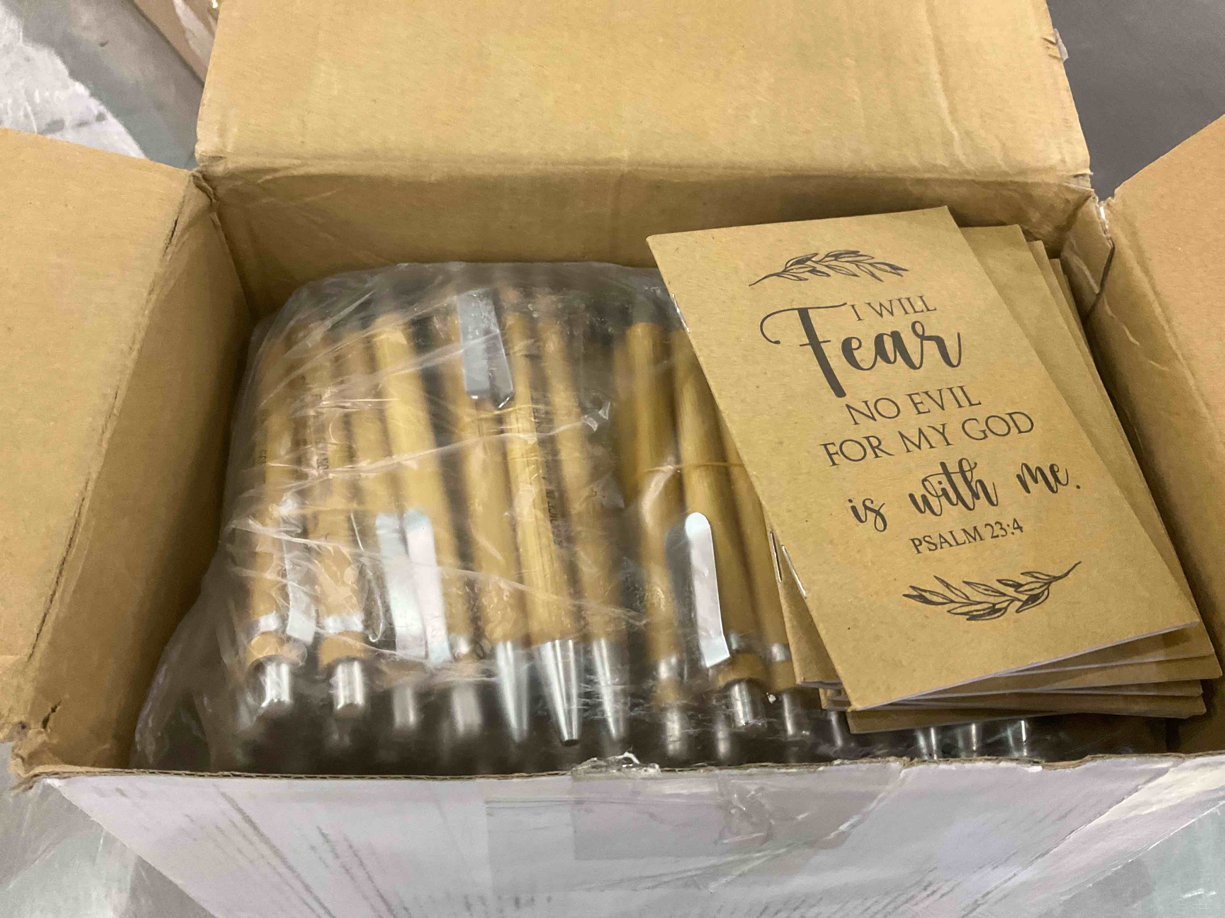 https://s3.amazonaws.com/lotting-images-prod/BargainHunt/EXS01547271_1714479093074.jpeg