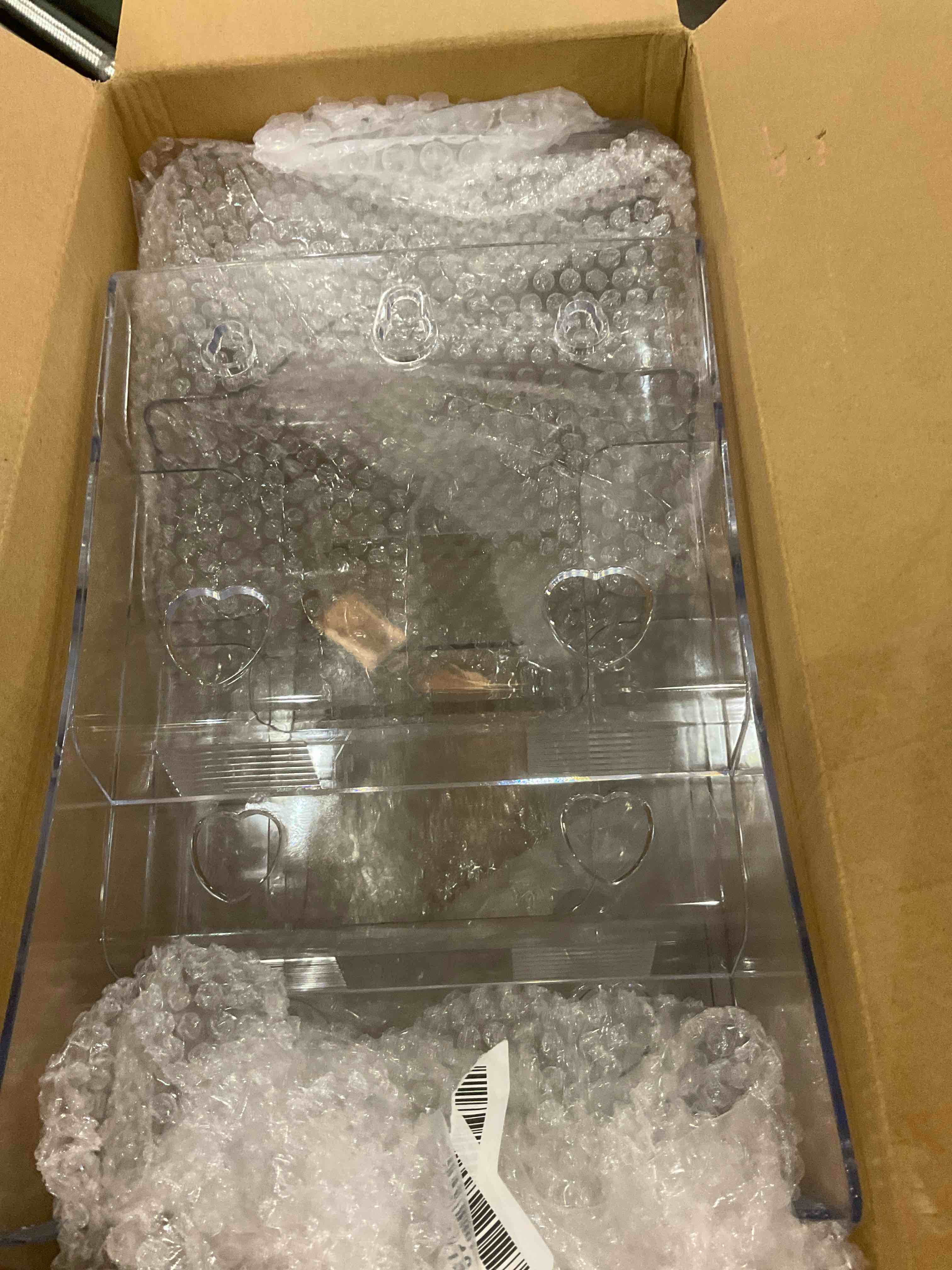 https://s3.amazonaws.com/lotting-images-prod/BargainHunt/EXS01547296_1714481781186.jpeg