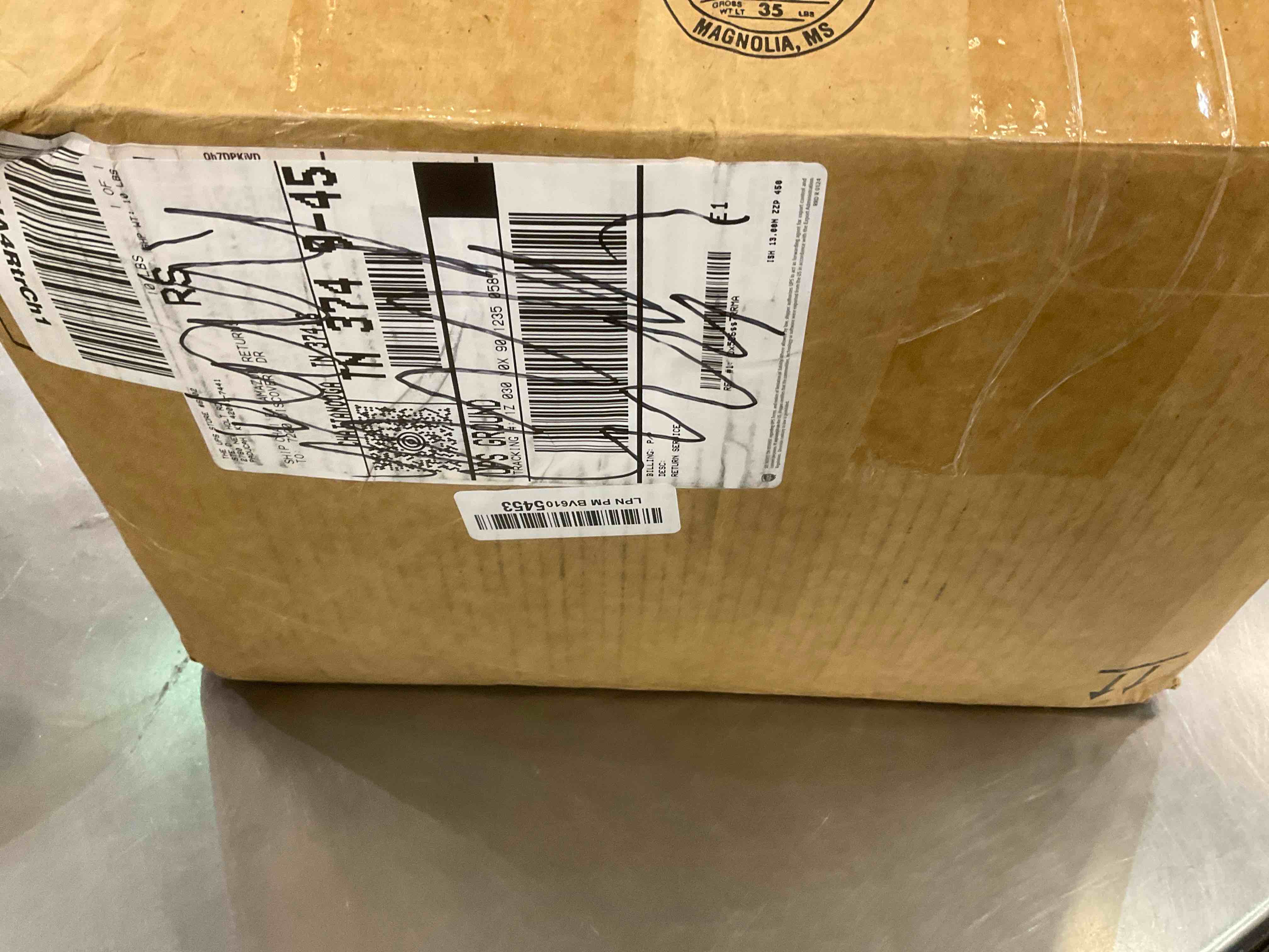 https://s3.amazonaws.com/lotting-images-prod/BargainHunt/EXS01547304_1714484149826.jpeg