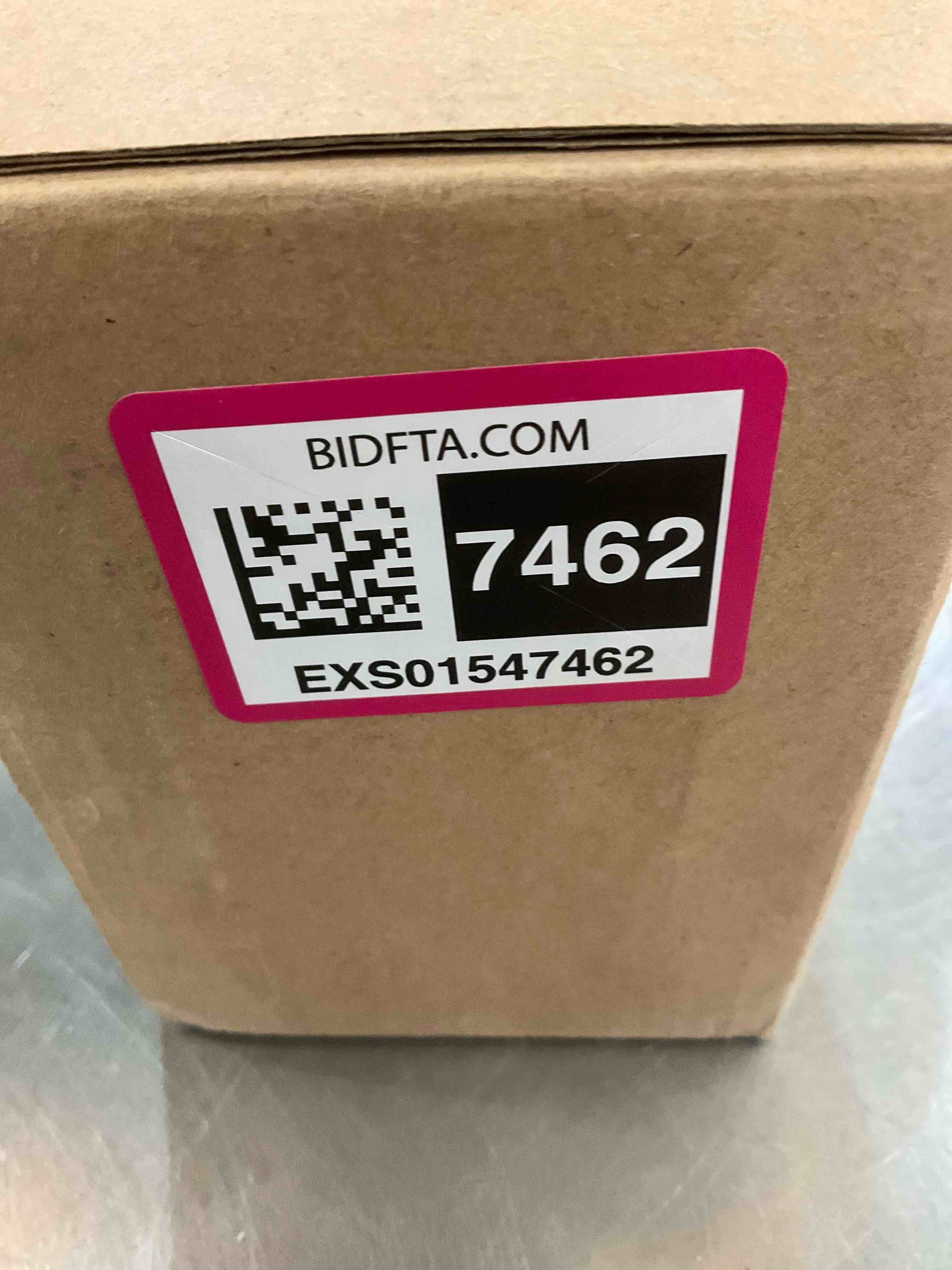 https://s3.amazonaws.com/lotting-images-prod/BargainHunt/EXS01547462_1714575650150.jpeg