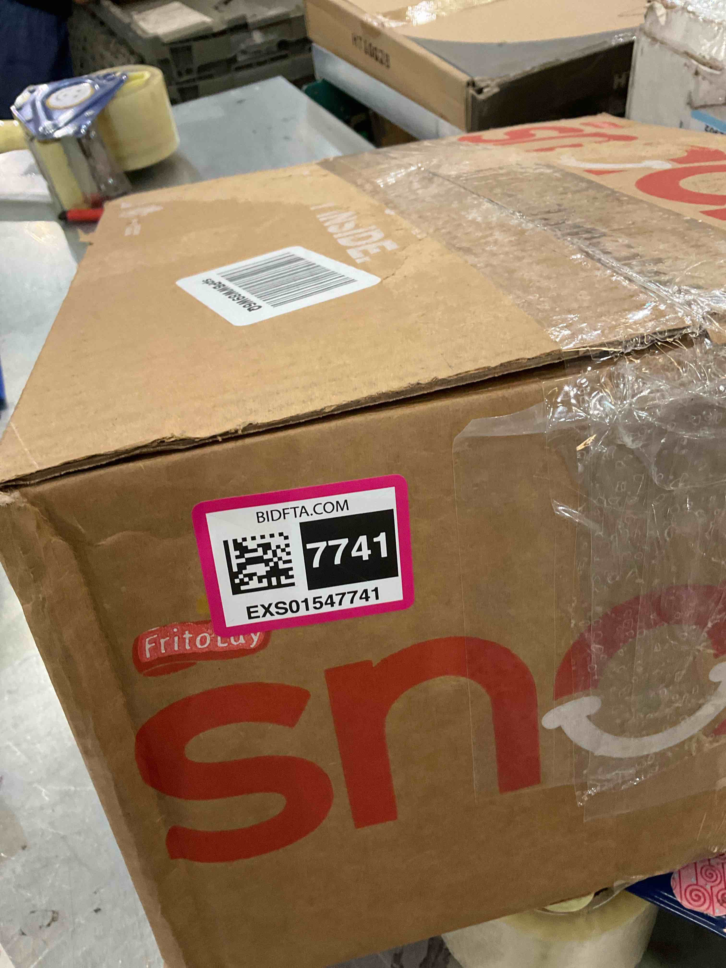 https://s3.amazonaws.com/lotting-images-prod/BargainHunt/EXS01547741_1714668897357.jpeg