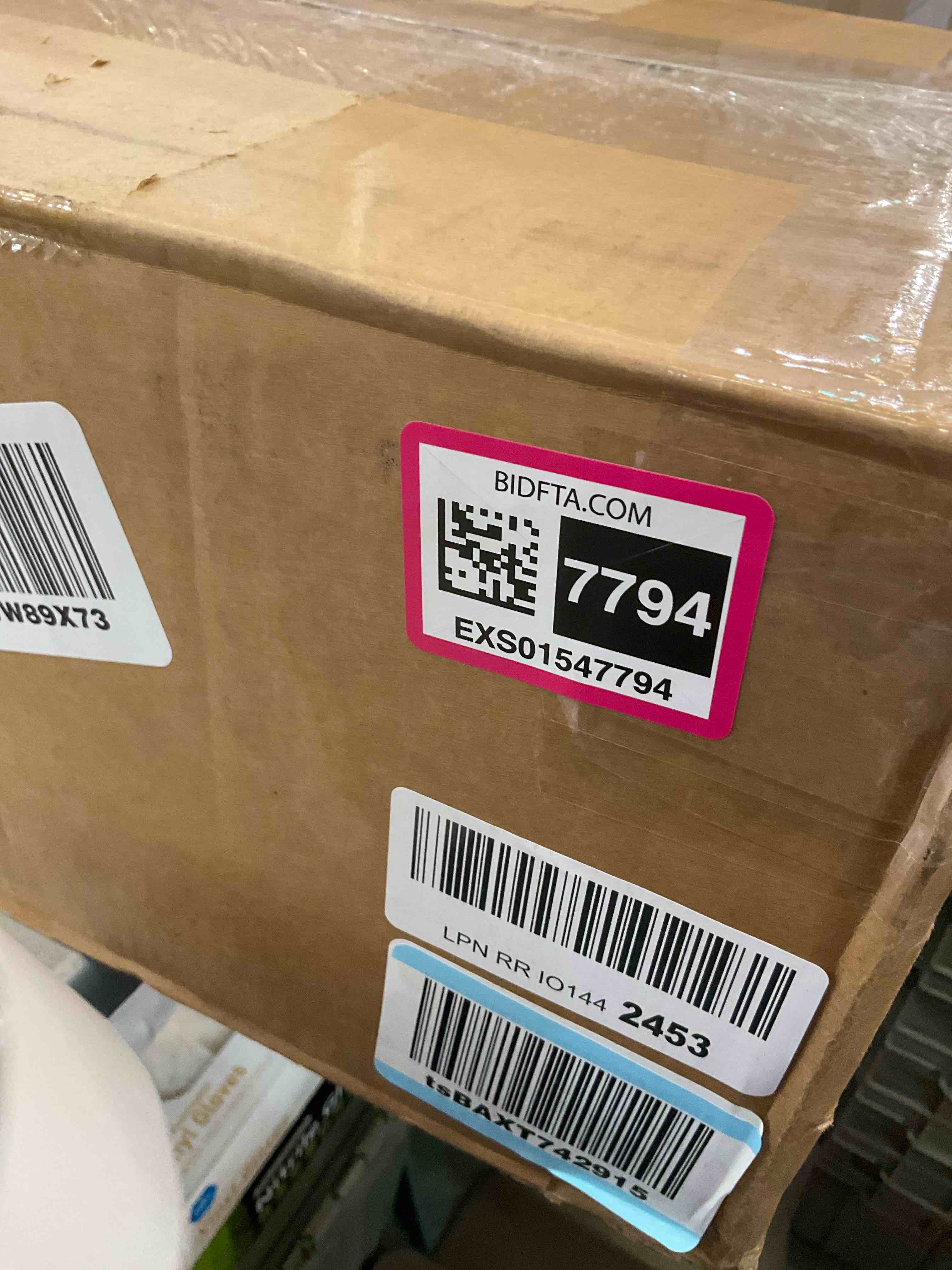 https://s3.amazonaws.com/lotting-images-prod/BargainHunt/EXS01547794_1714676032519.jpeg