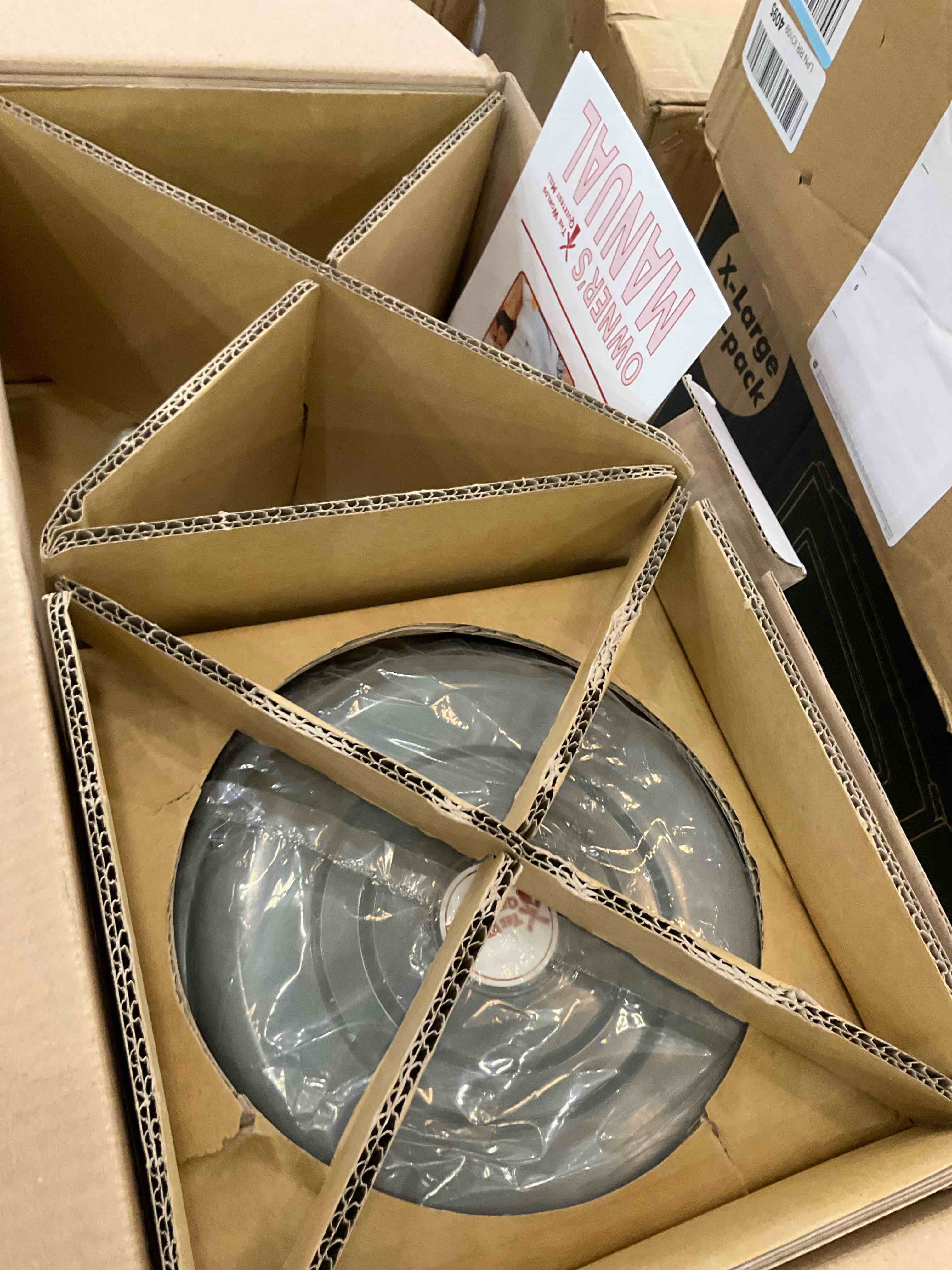 https://s3.amazonaws.com/lotting-images-prod/BargainHunt/EXS01547796_1714676147535.jpeg