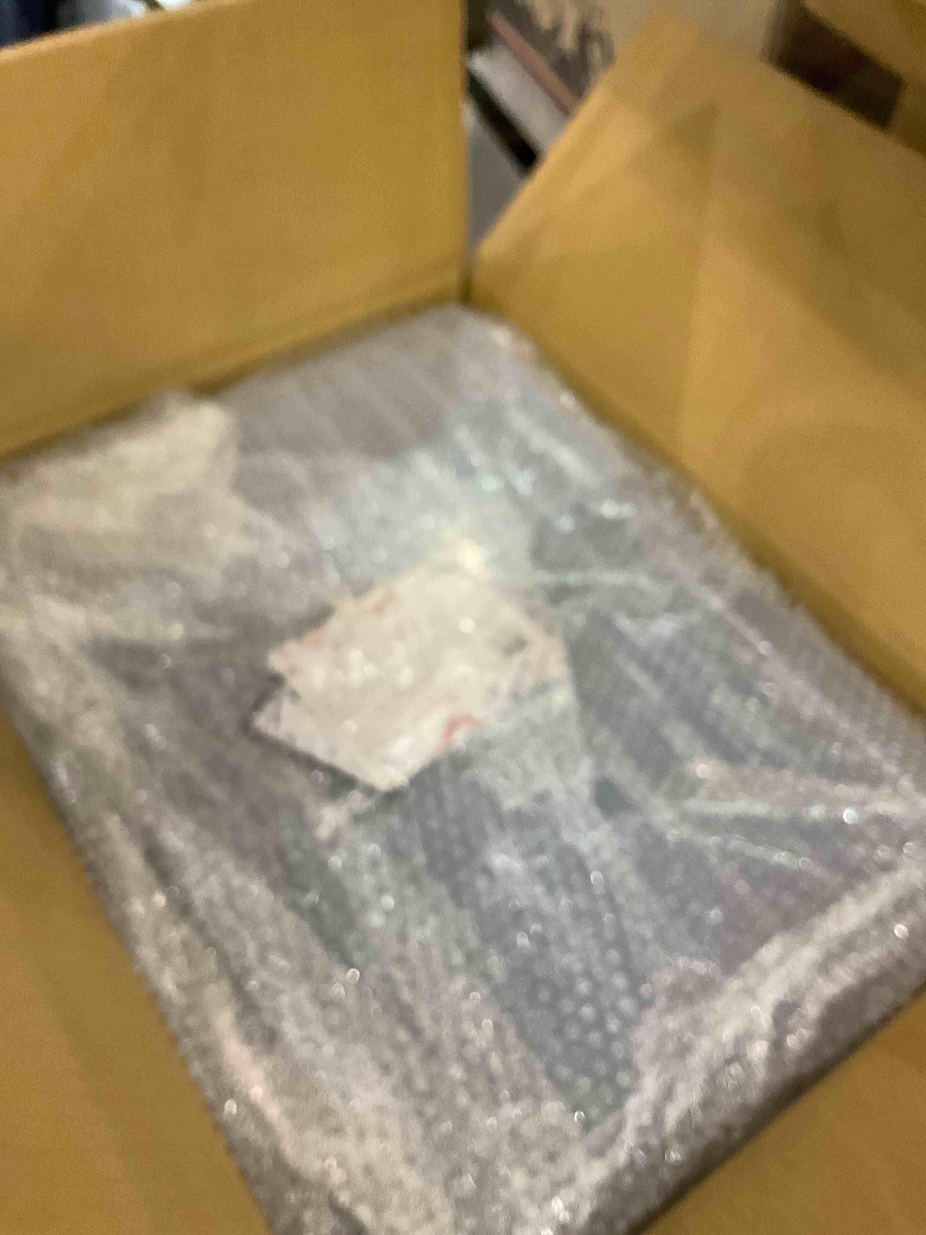 https://s3.amazonaws.com/lotting-images-prod/BargainHunt/EXS01547851_1714739724285.jpeg