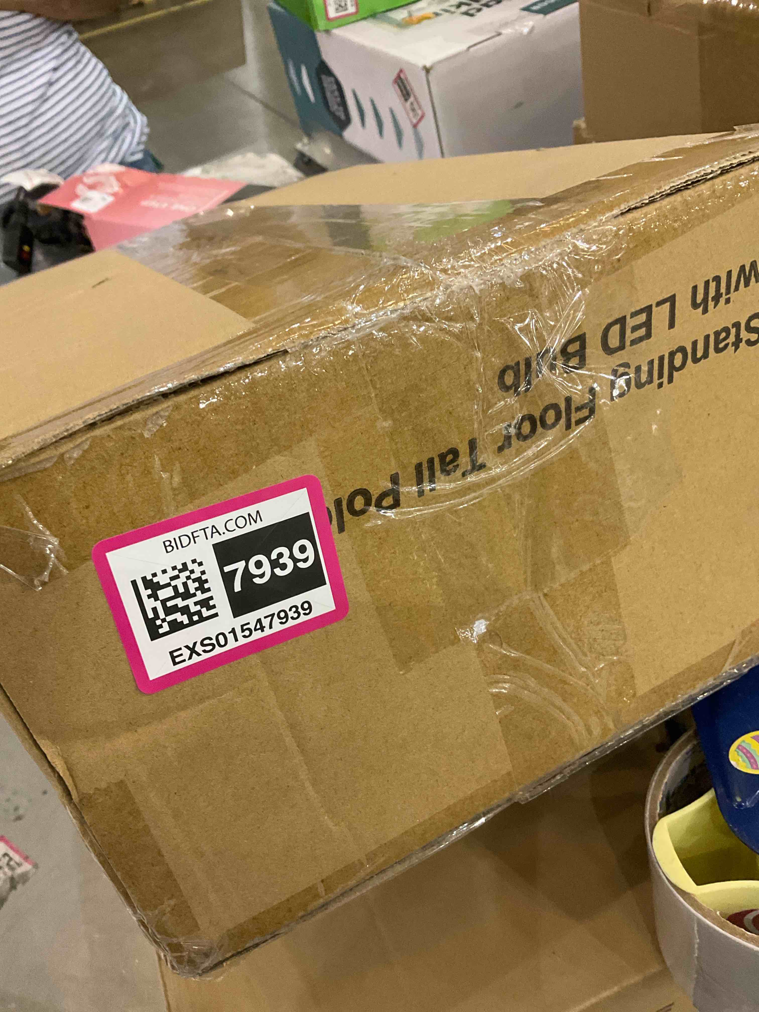 https://s3.amazonaws.com/lotting-images-prod/BargainHunt/EXS01547939_1714749242562.jpeg