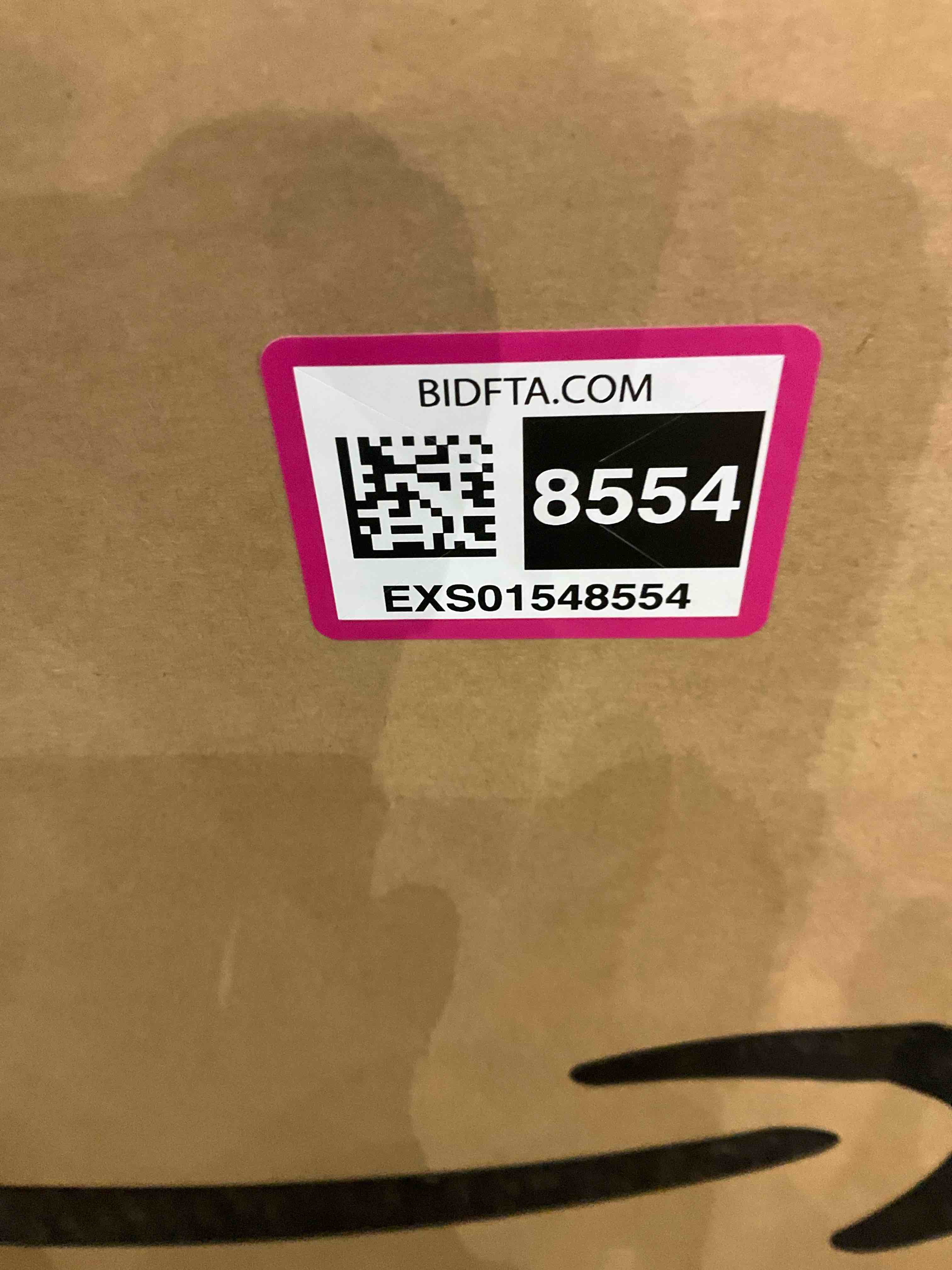 https://s3.amazonaws.com/lotting-images-prod/BargainHunt/EXS01548554_1718625874285.jpeg