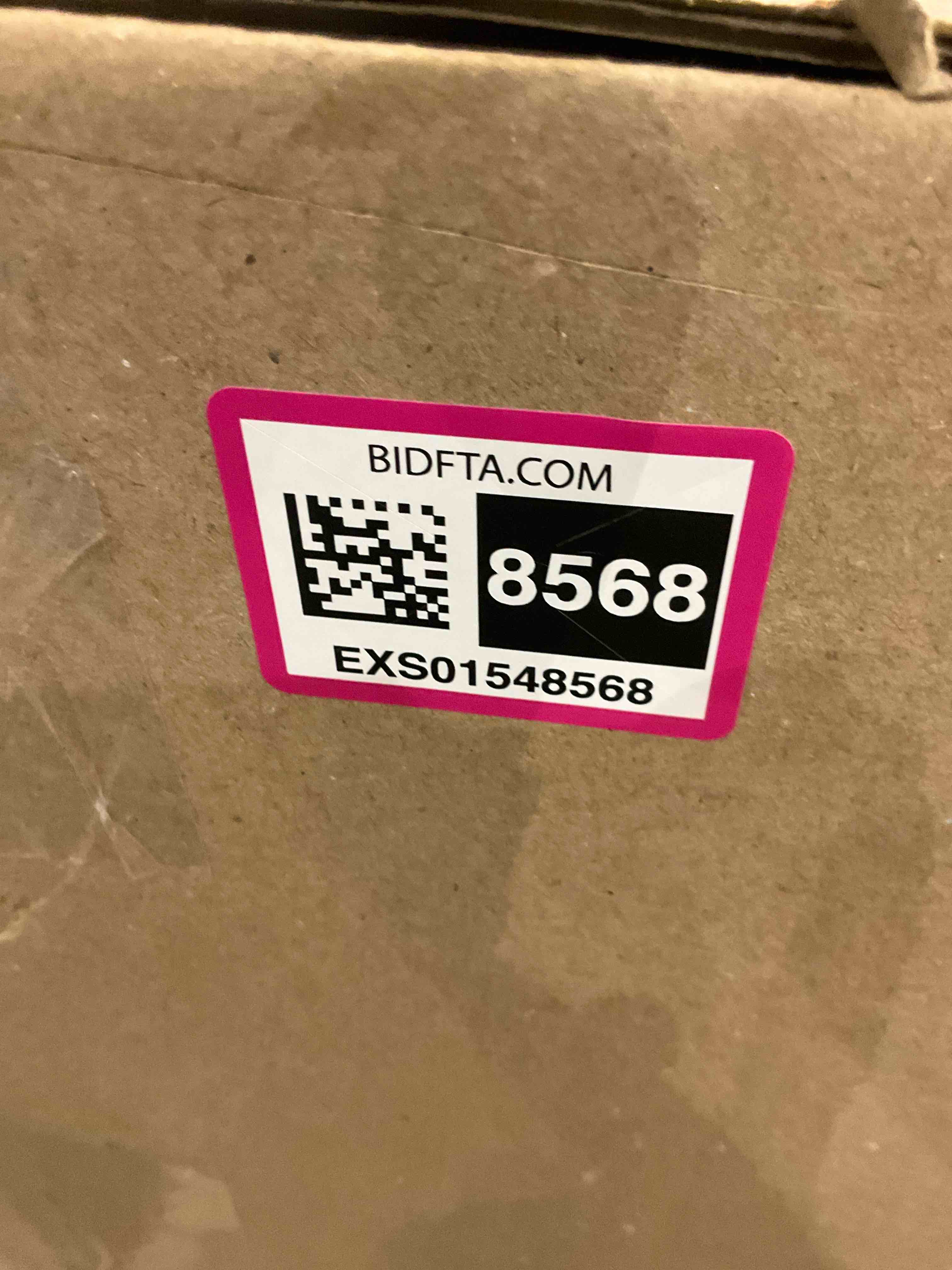https://s3.amazonaws.com/lotting-images-prod/BargainHunt/EXS01548568_1718627901384.jpeg