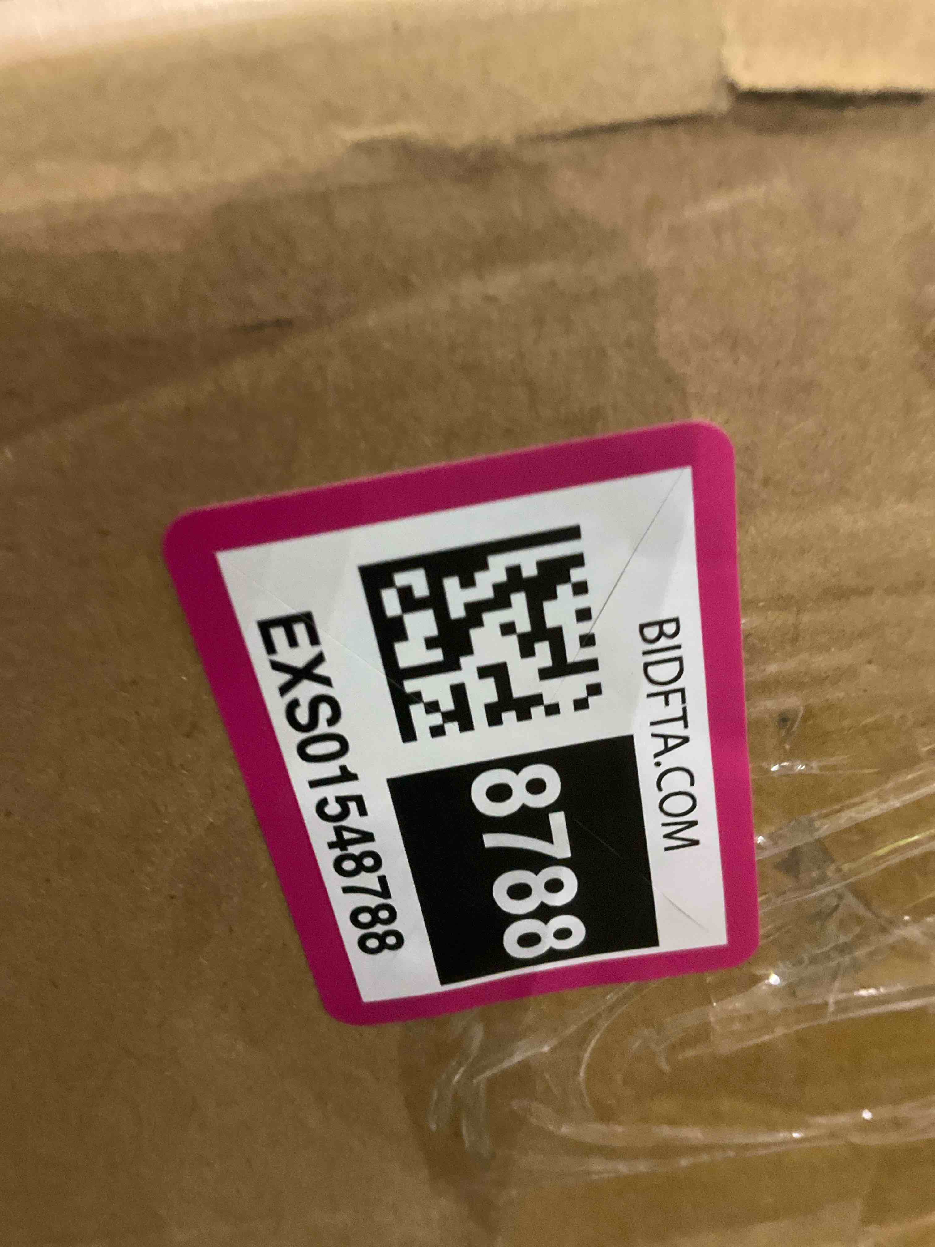 https://s3.amazonaws.com/lotting-images-prod/BargainHunt/EXS01548788_1718801213596.jpeg