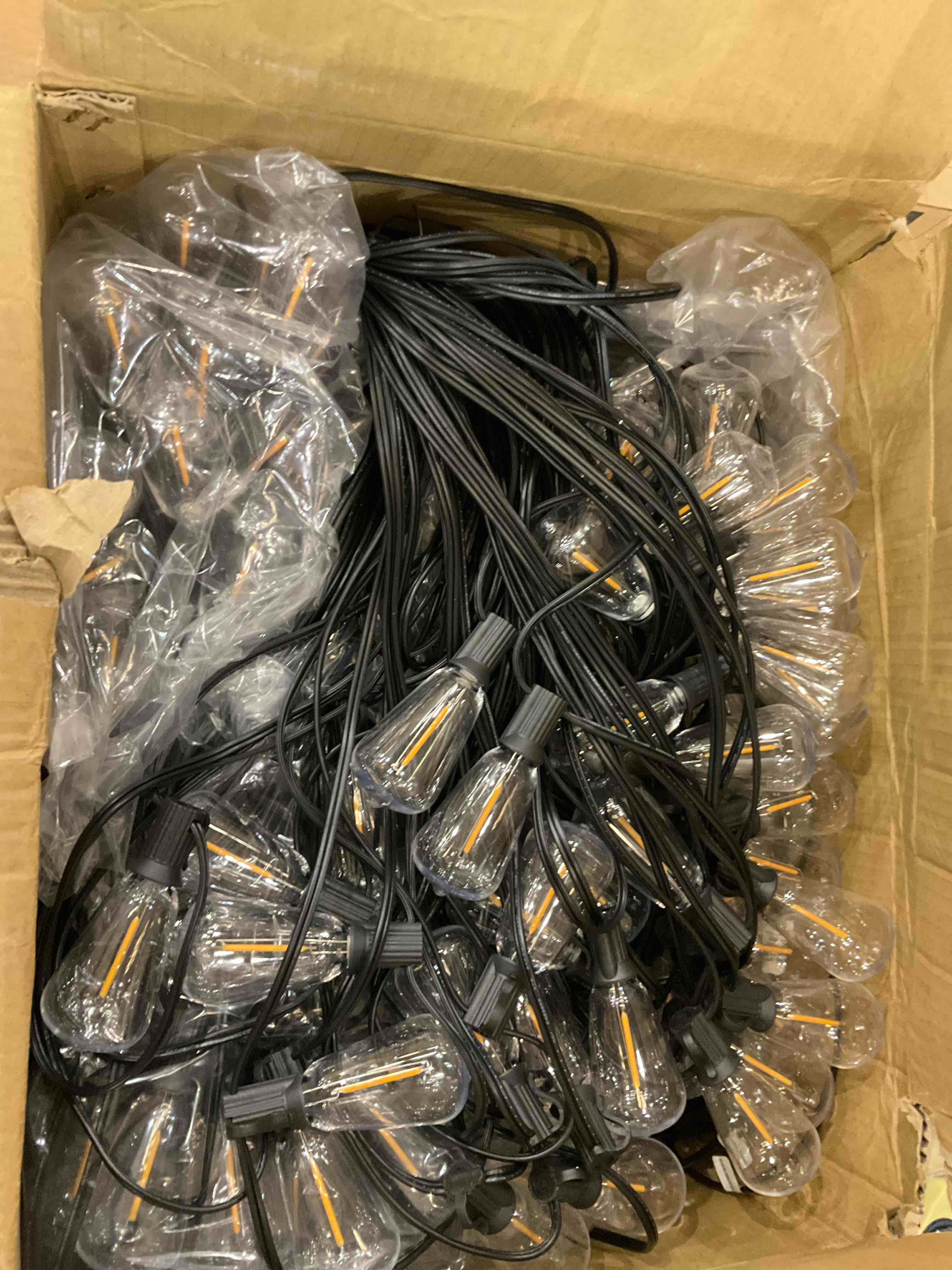 https://s3.amazonaws.com/lotting-images-prod/BargainHunt/EXS01549035_1715347919932.jpeg