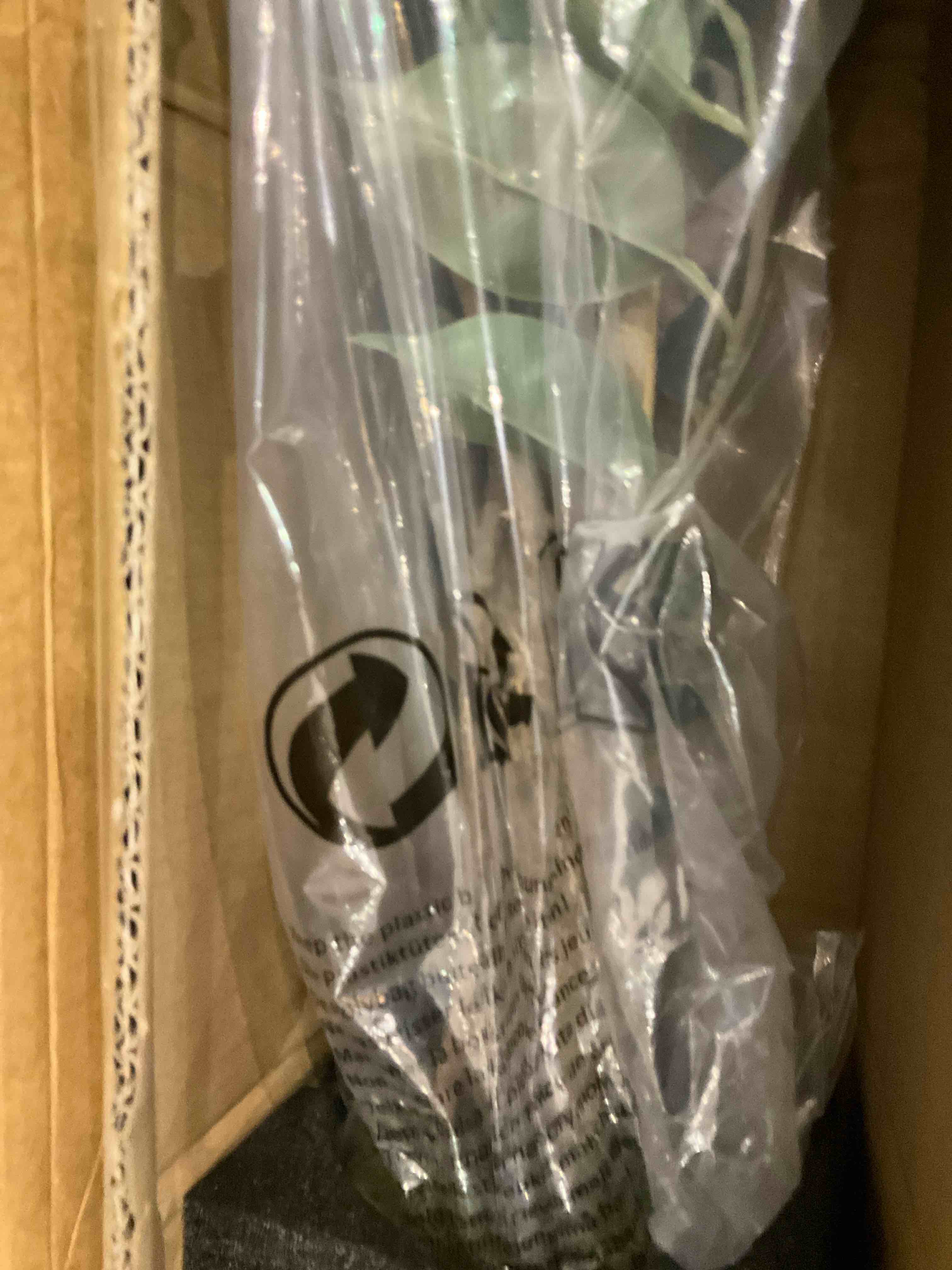 https://s3.amazonaws.com/lotting-images-prod/BargainHunt/EXS01549494_1715867549565.jpeg