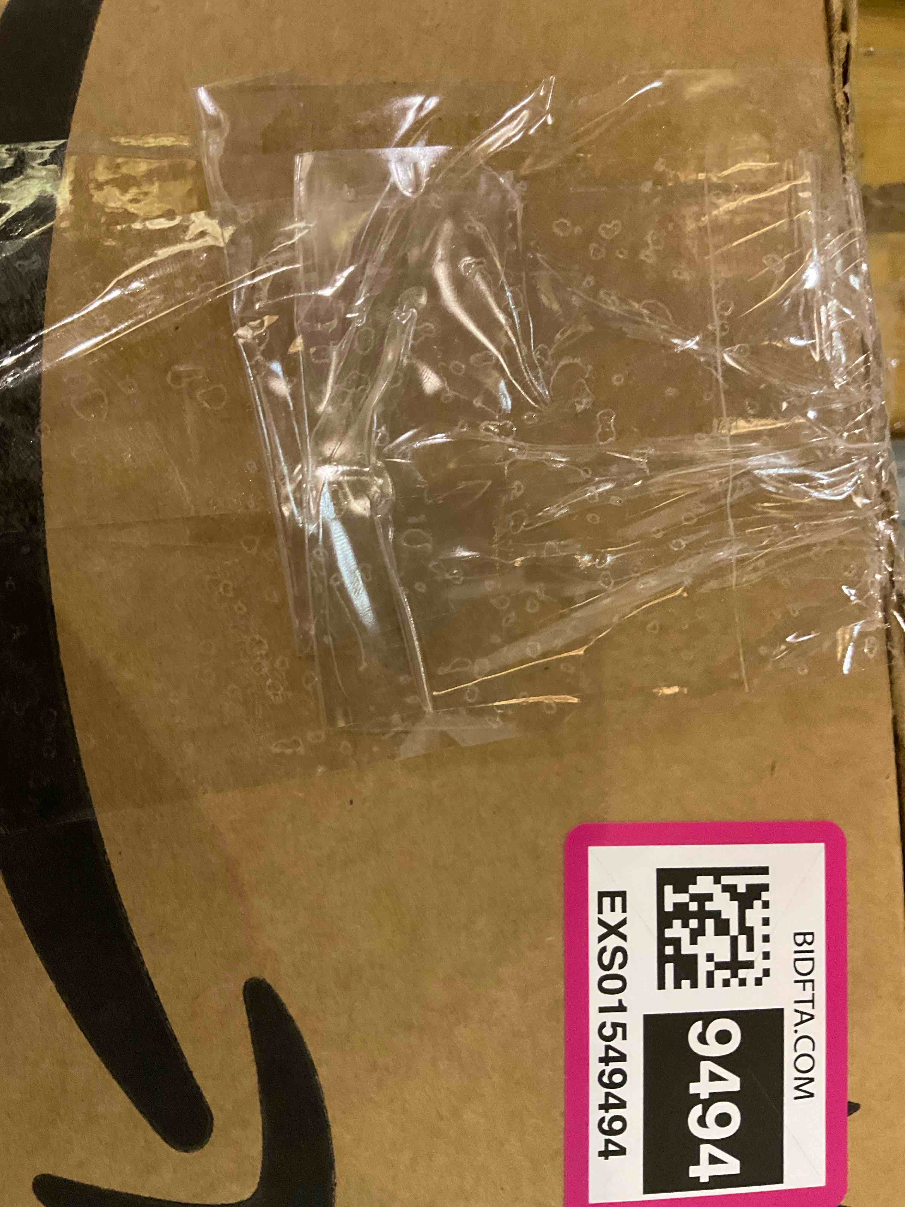 https://s3.amazonaws.com/lotting-images-prod/BargainHunt/EXS01549494_1715867602172.jpeg