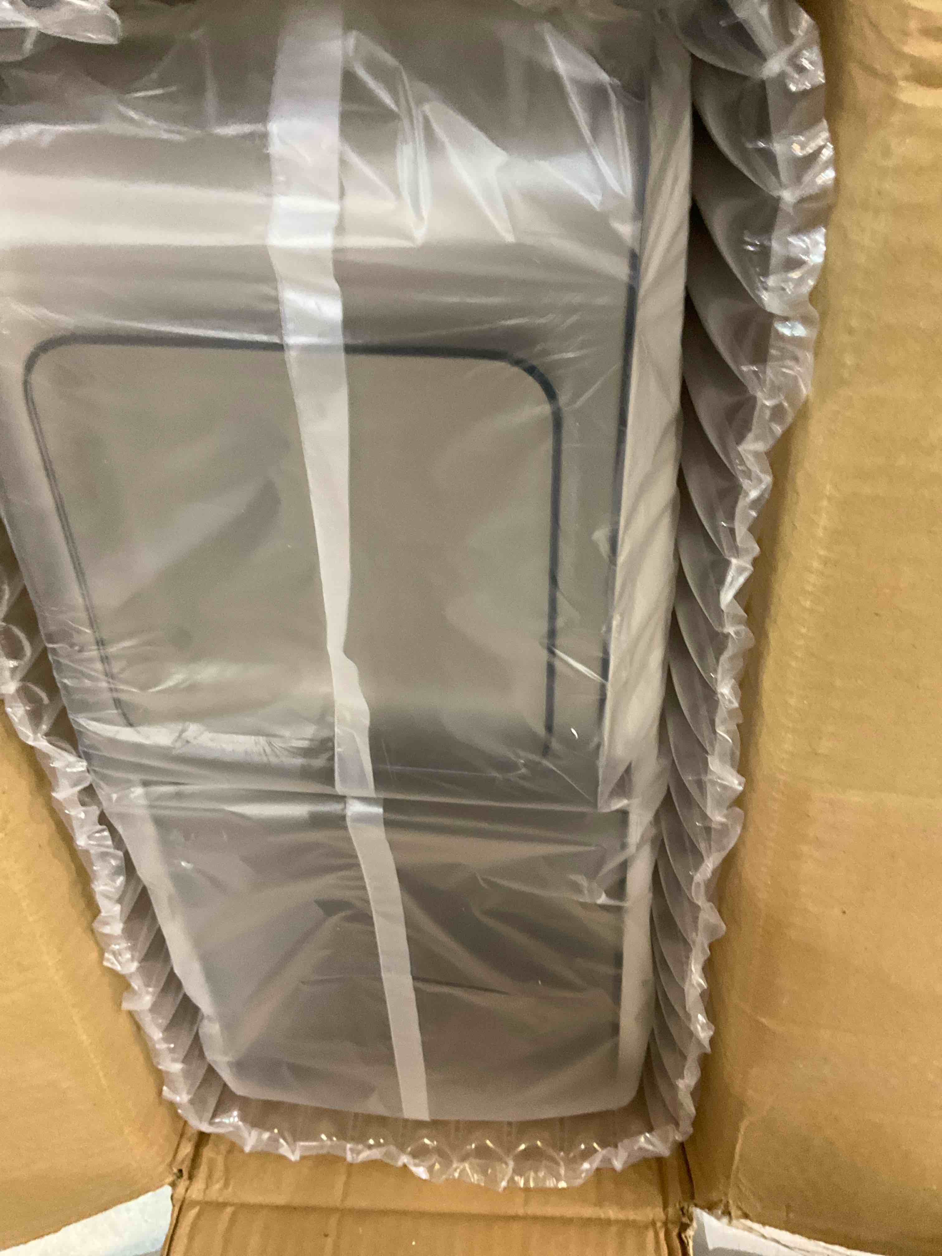 https://s3.amazonaws.com/lotting-images-prod/BargainHunt/EXS01549545_1714483912528.jpeg