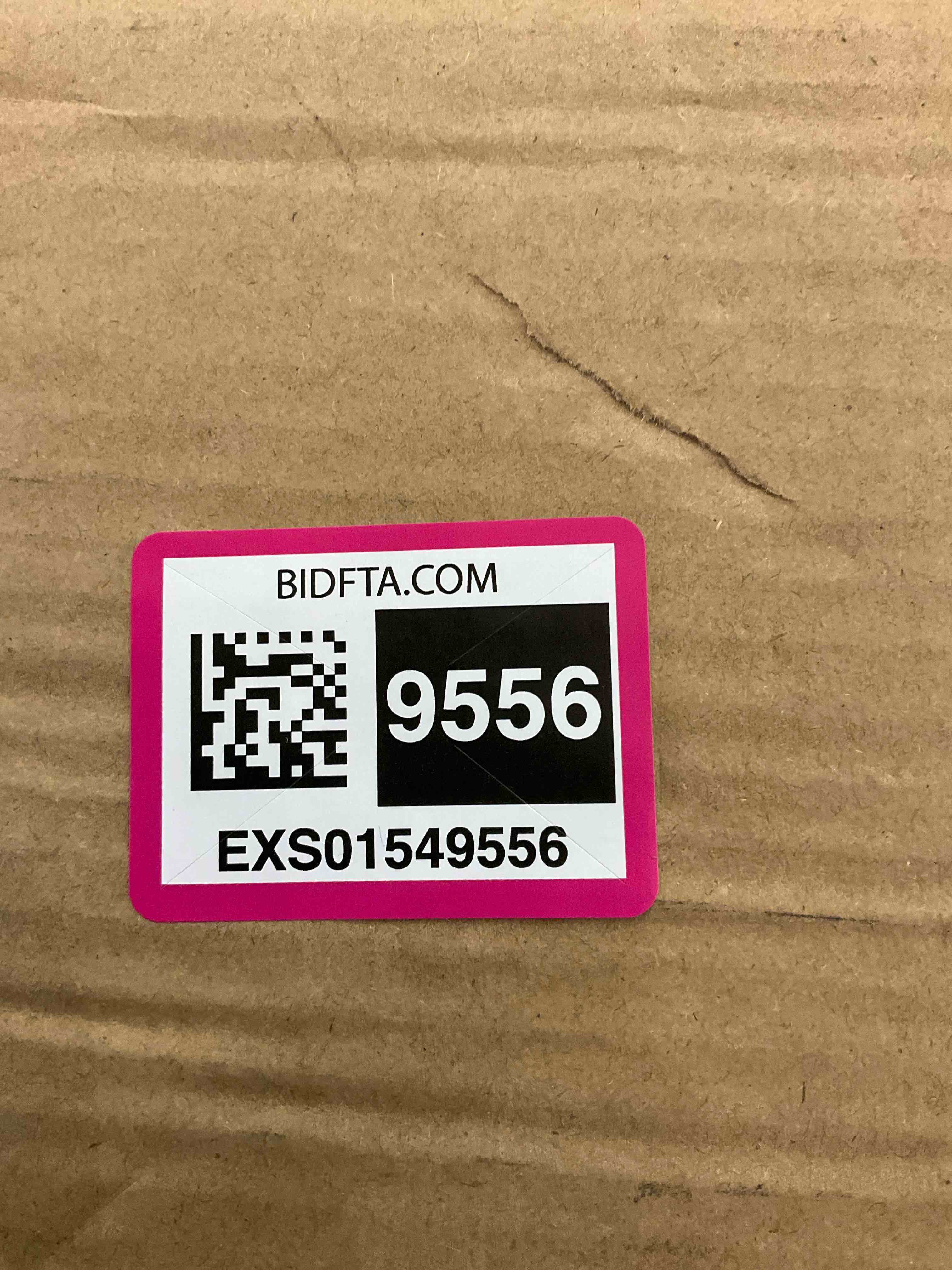 https://s3.amazonaws.com/lotting-images-prod/BargainHunt/EXS01549556_1714485587663.jpeg