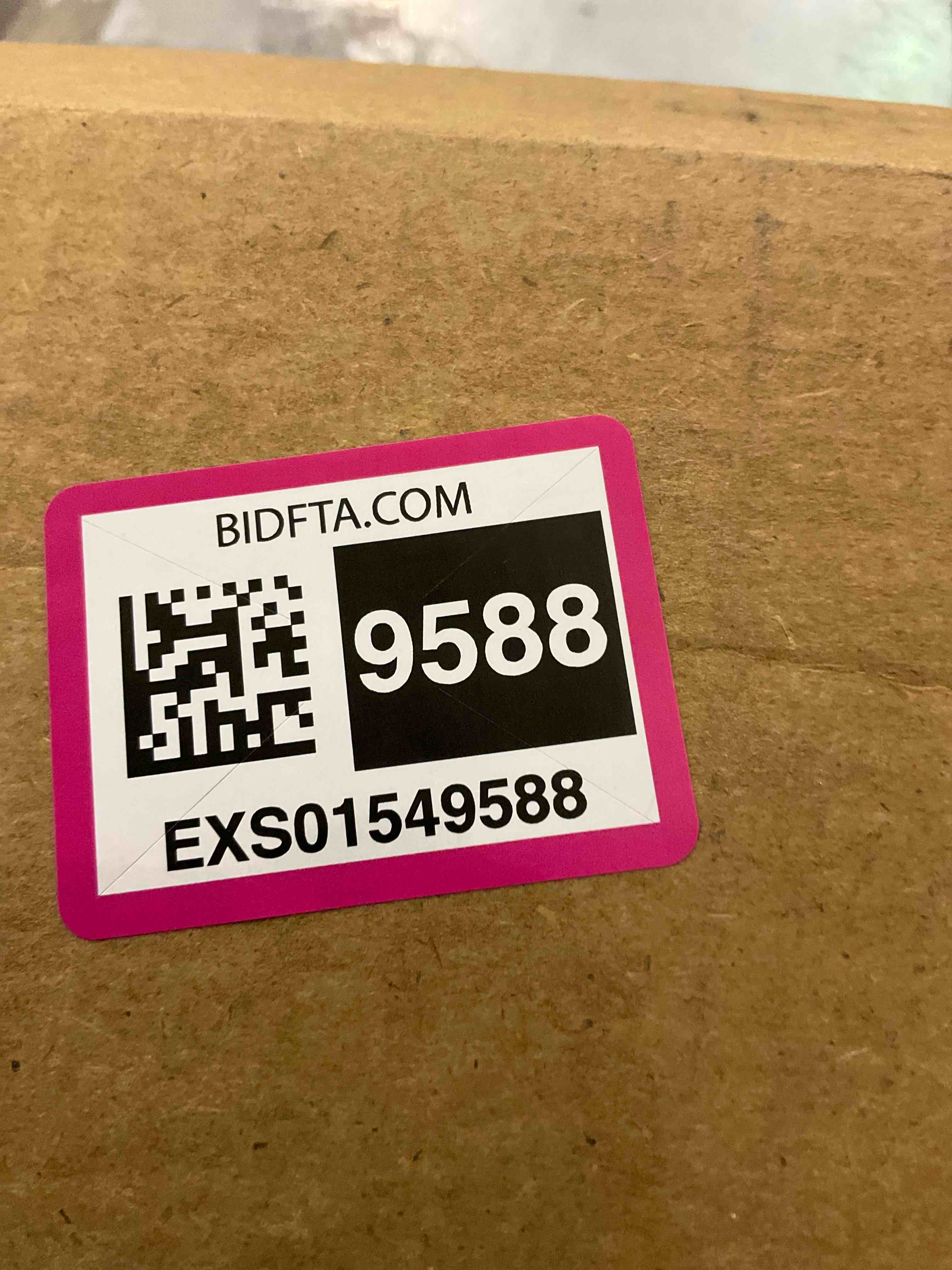 https://s3.amazonaws.com/lotting-images-prod/BargainHunt/EXS01549588_1714490320943.jpeg