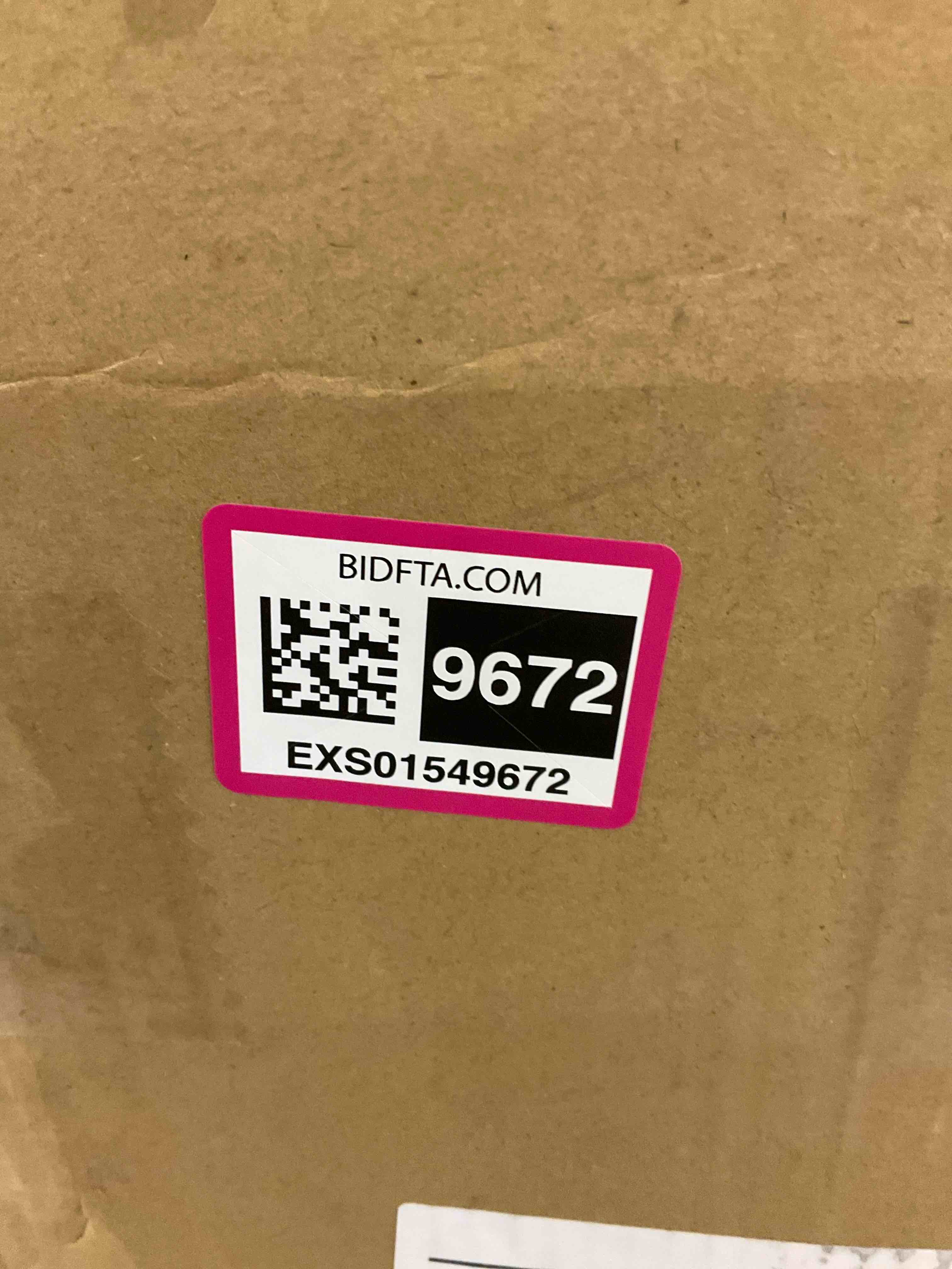 https://s3.amazonaws.com/lotting-images-prod/BargainHunt/EXS01549672_1714572199485.jpeg