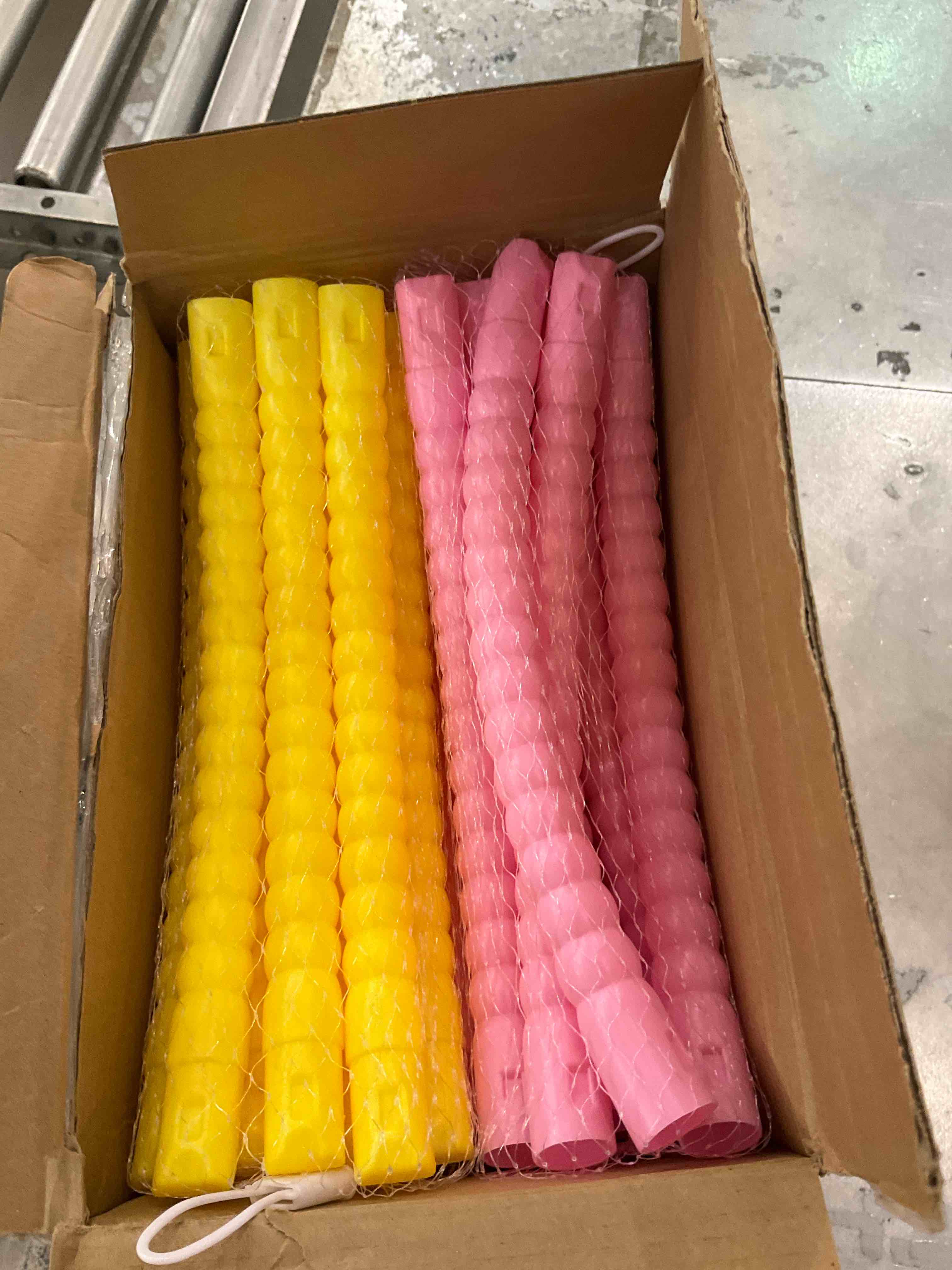 https://s3.amazonaws.com/lotting-images-prod/BargainHunt/EXS01549730_1714582857342.jpeg