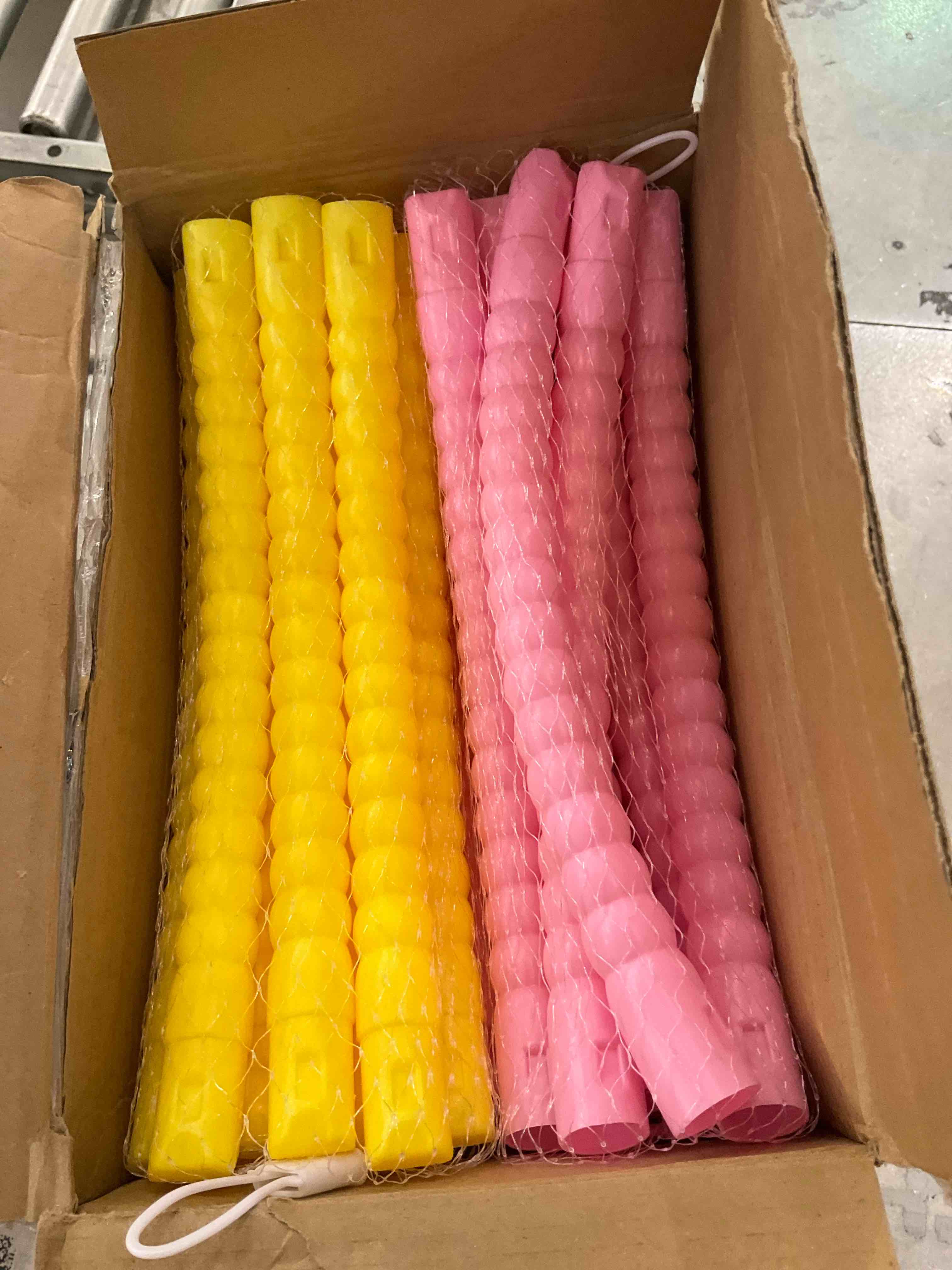 https://s3.amazonaws.com/lotting-images-prod/BargainHunt/EXS01549730_1714582859038.jpeg