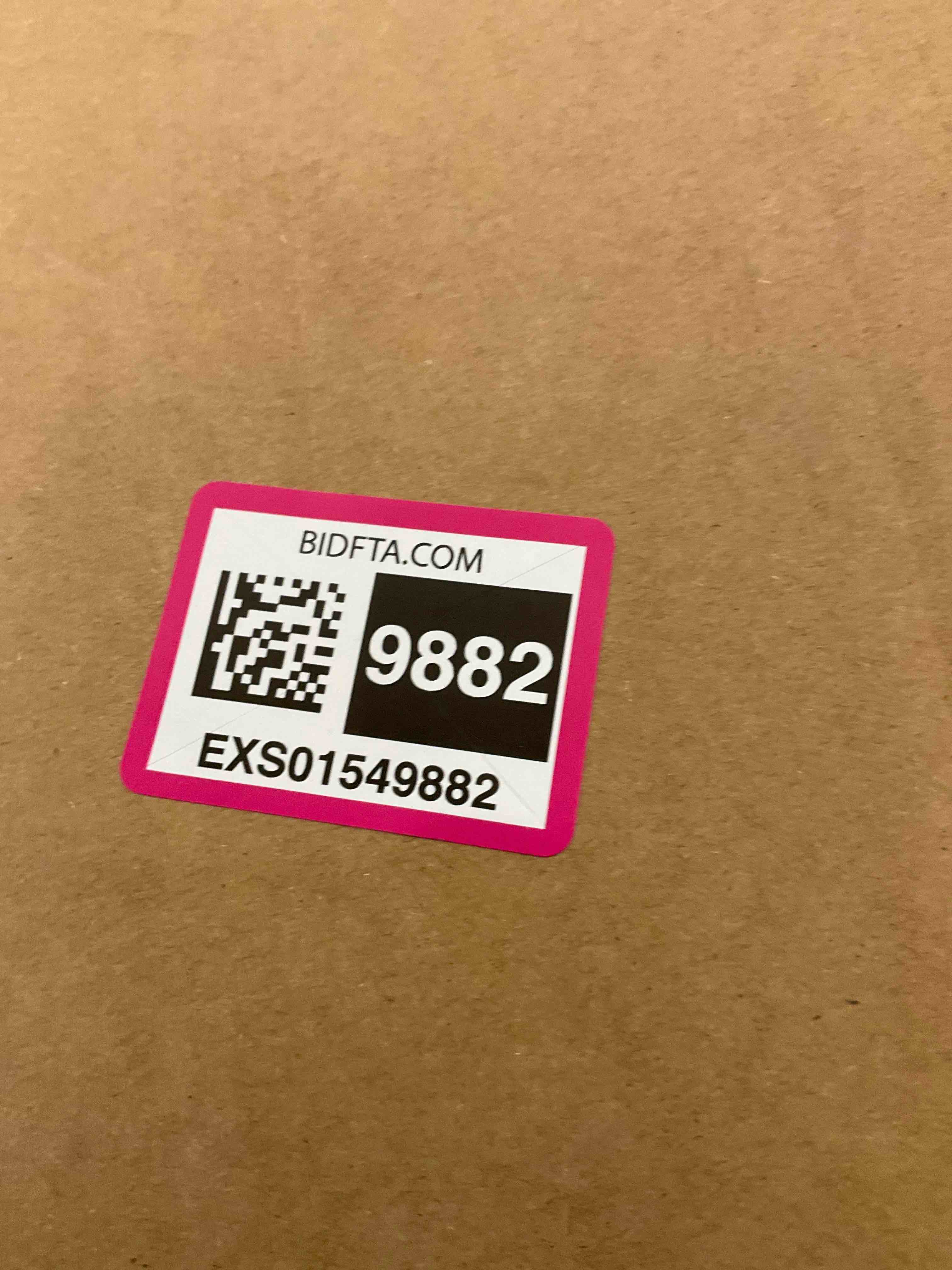https://s3.amazonaws.com/lotting-images-prod/BargainHunt/EXS01549882_1715100860679.jpeg