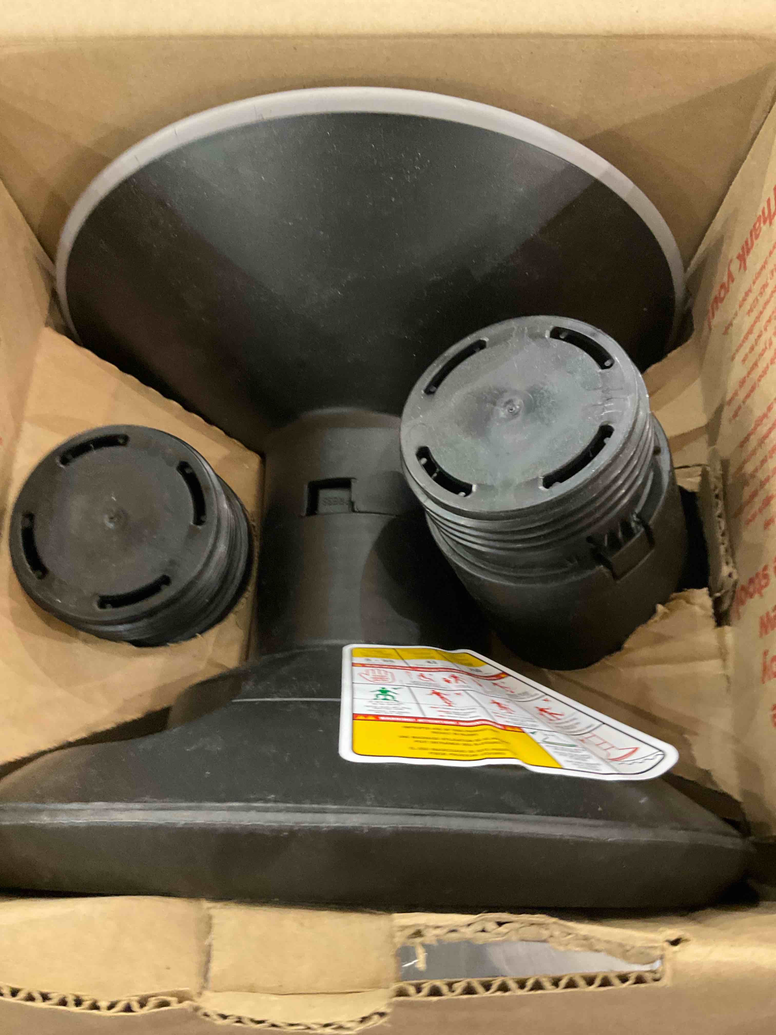 https://s3.amazonaws.com/lotting-images-prod/BargainHunt/EXS01549913_1715107487704.jpeg