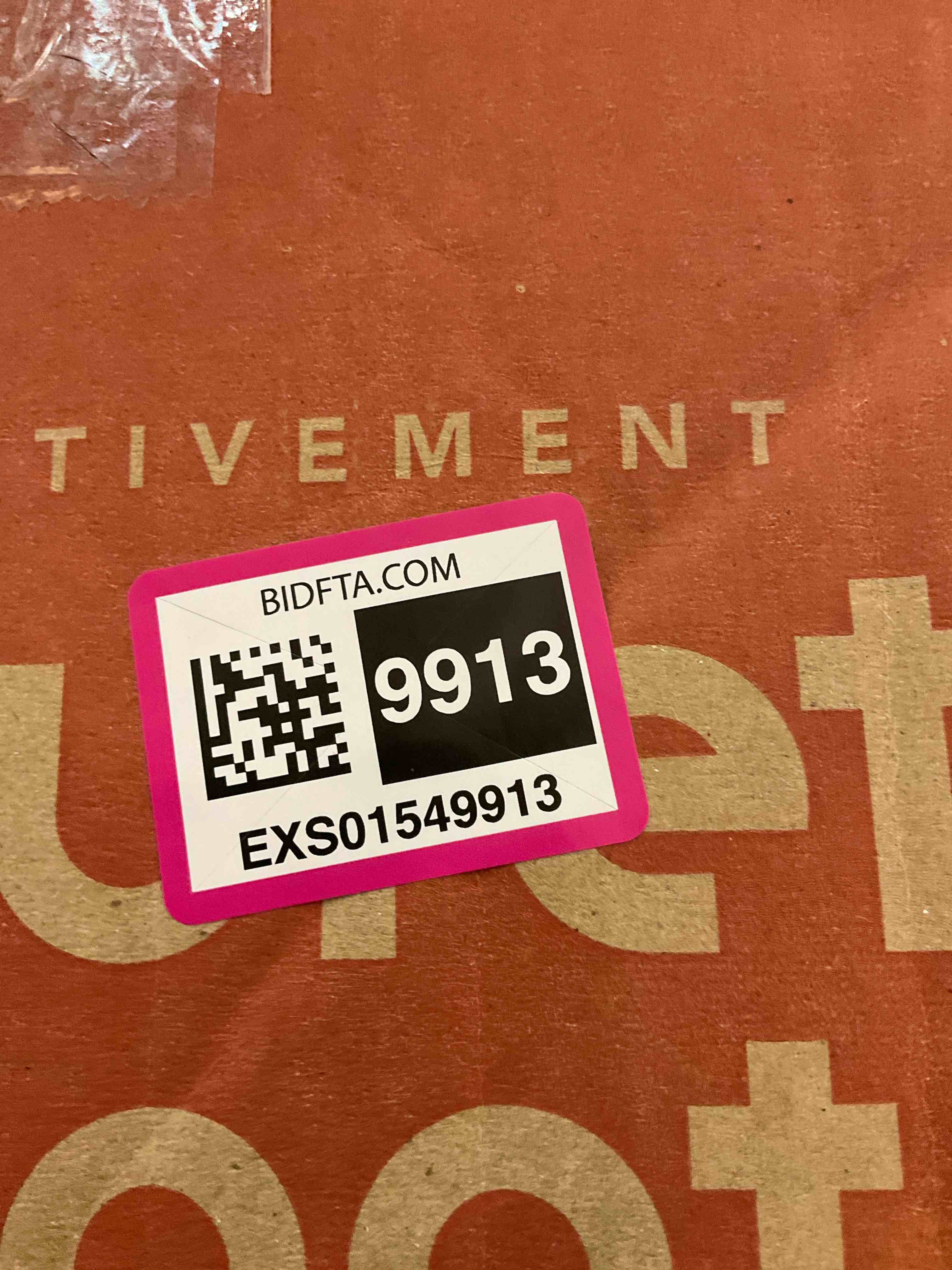 https://s3.amazonaws.com/lotting-images-prod/BargainHunt/EXS01549913_1715107526325.jpeg