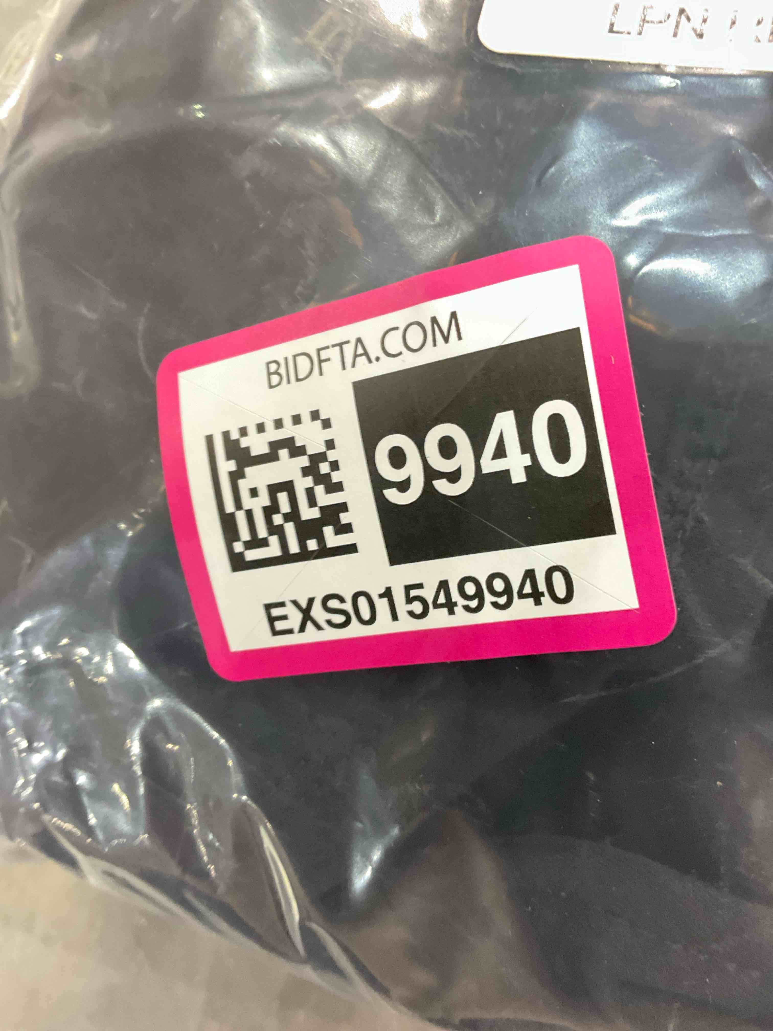 https://s3.amazonaws.com/lotting-images-prod/BargainHunt/EXS01549940_1715168781142.jpeg