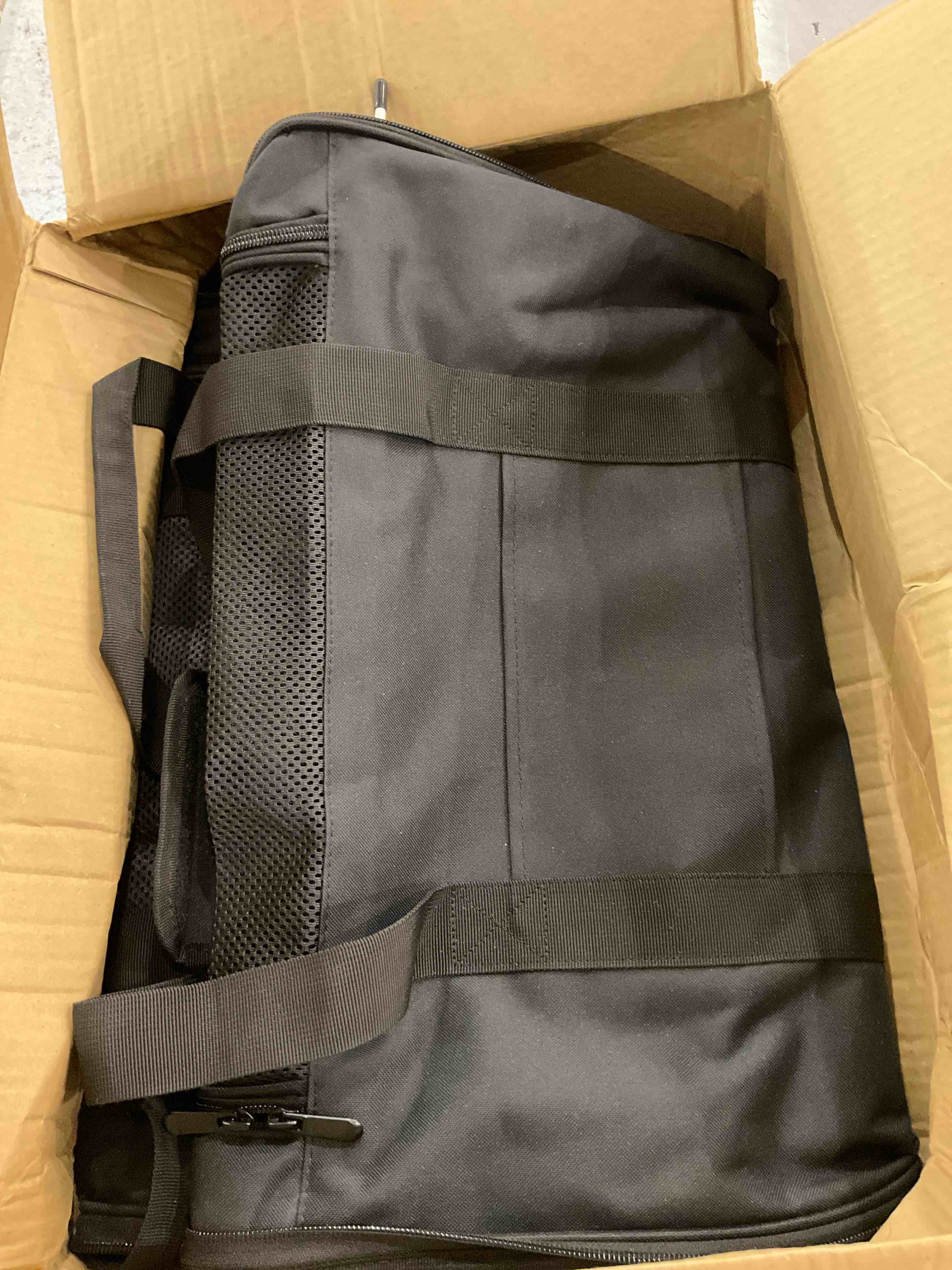 https://s3.amazonaws.com/lotting-images-prod/BargainHunt/EXS01549942_1715169007637.jpeg