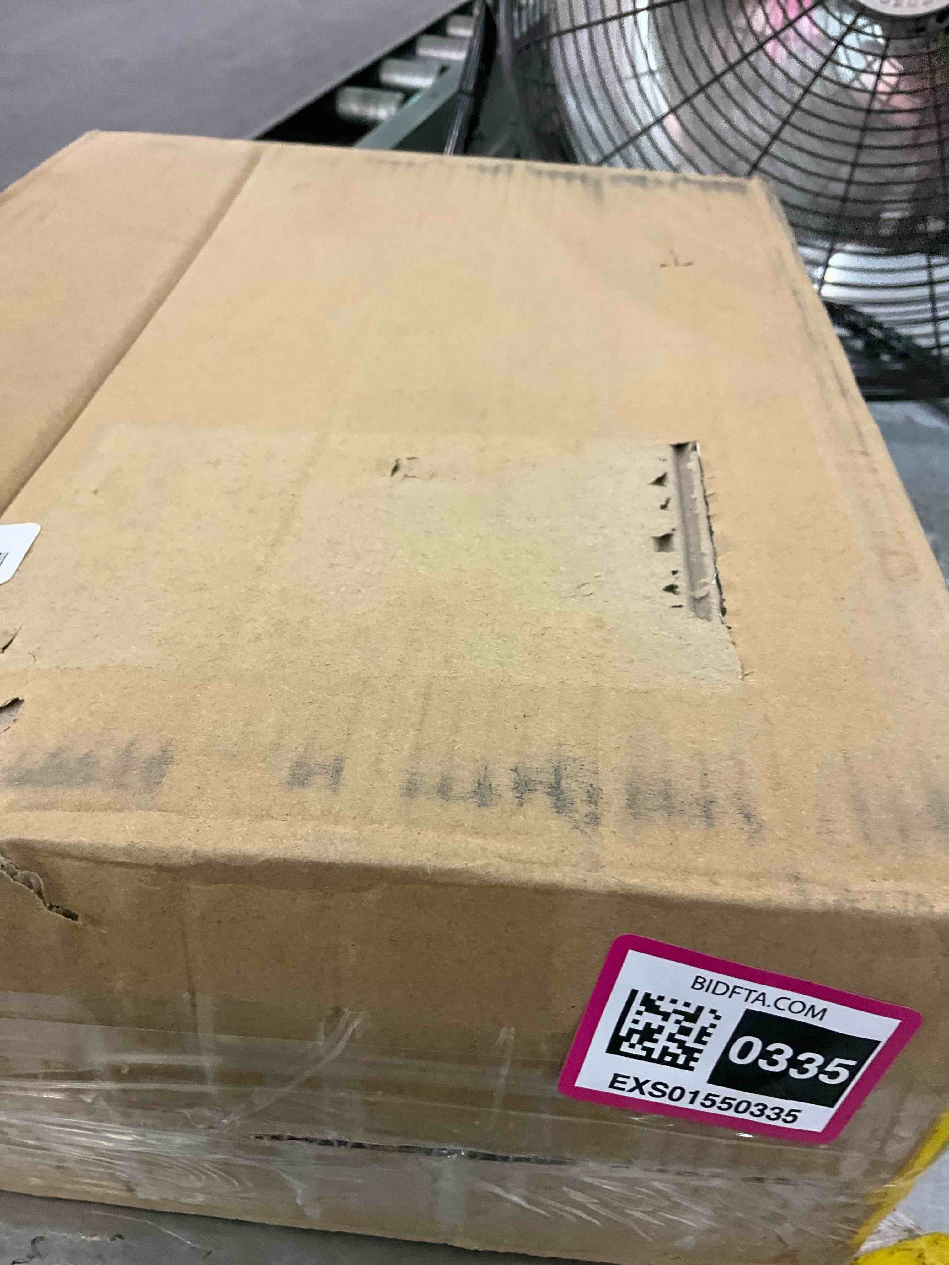 https://s3.amazonaws.com/lotting-images-prod/BargainHunt/EXS01550335_1715705048934.jpeg