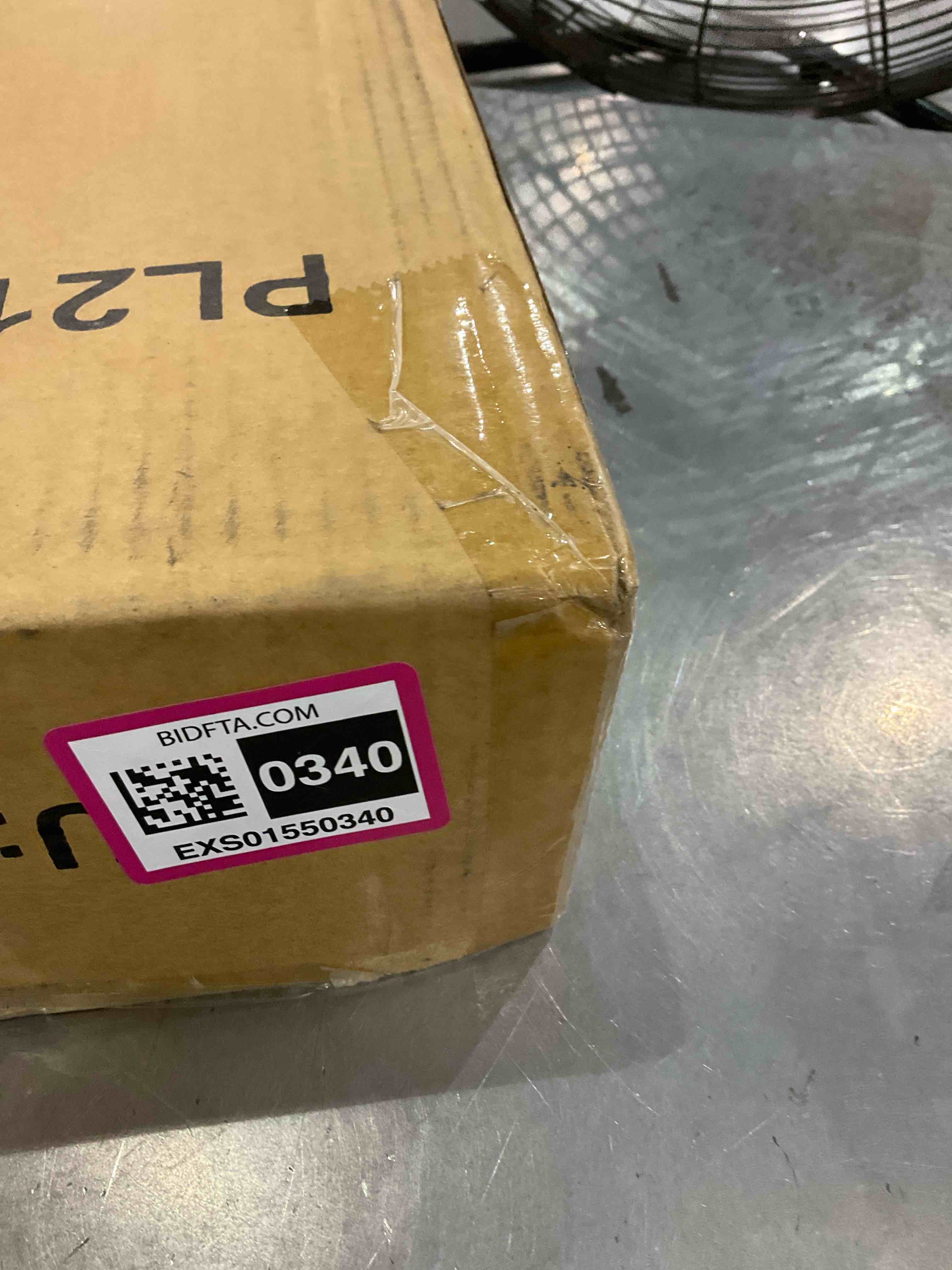 https://s3.amazonaws.com/lotting-images-prod/BargainHunt/EXS01550340_1715705501400.jpeg