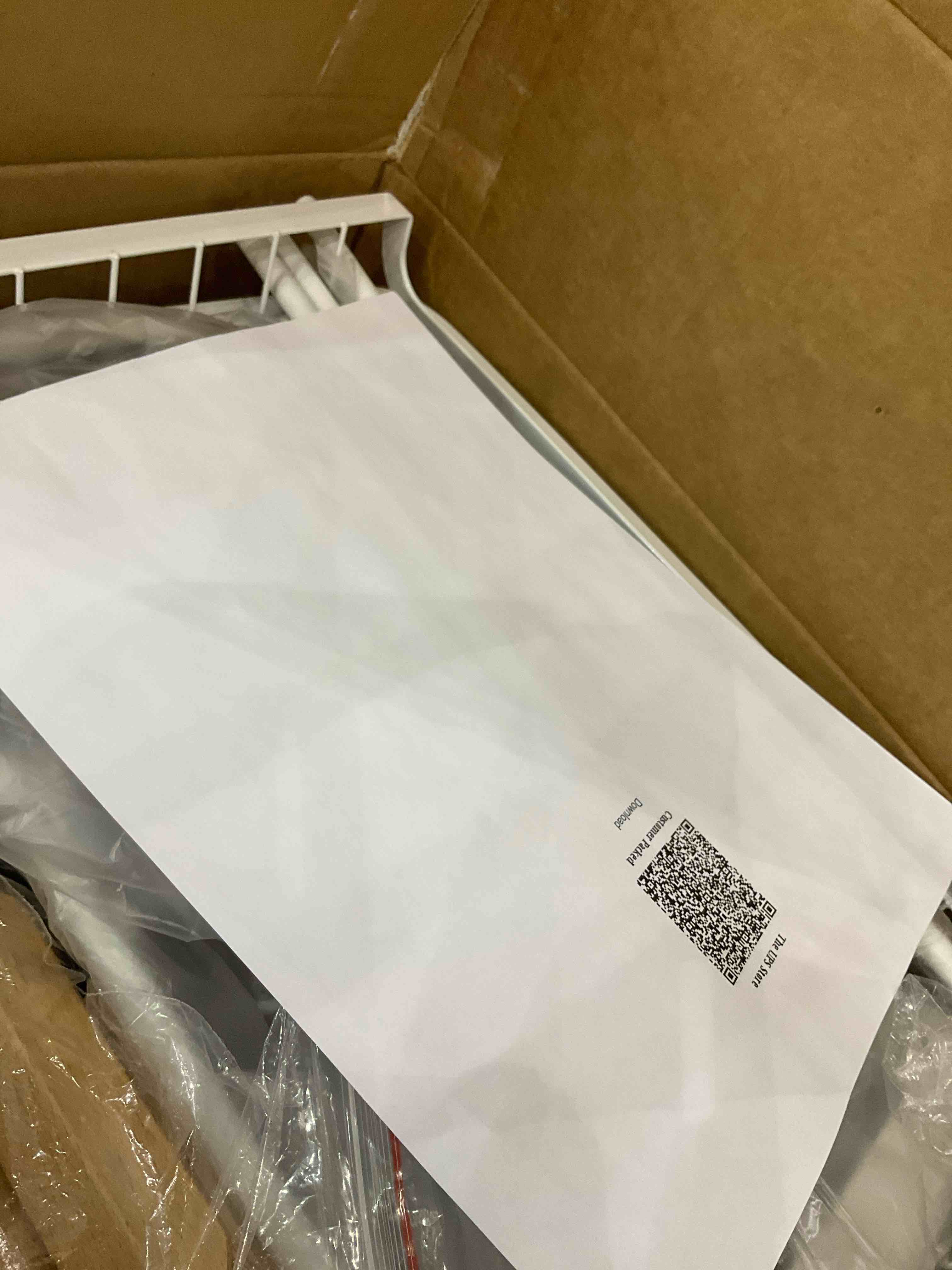 https://s3.amazonaws.com/lotting-images-prod/BargainHunt/EXS01550451_1715783089115.jpeg