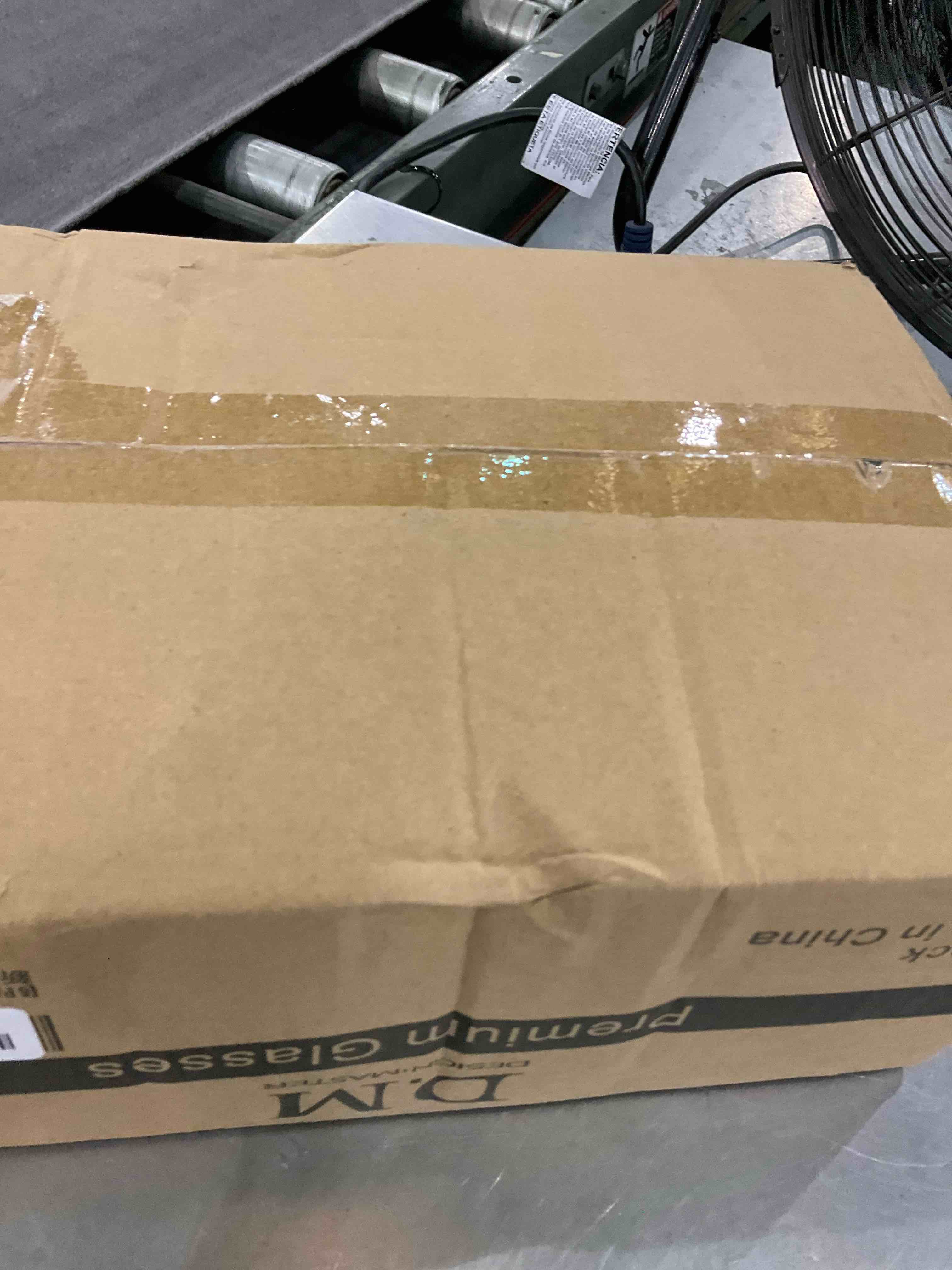 https://s3.amazonaws.com/lotting-images-prod/BargainHunt/EXS01550456_1715783310091.jpeg