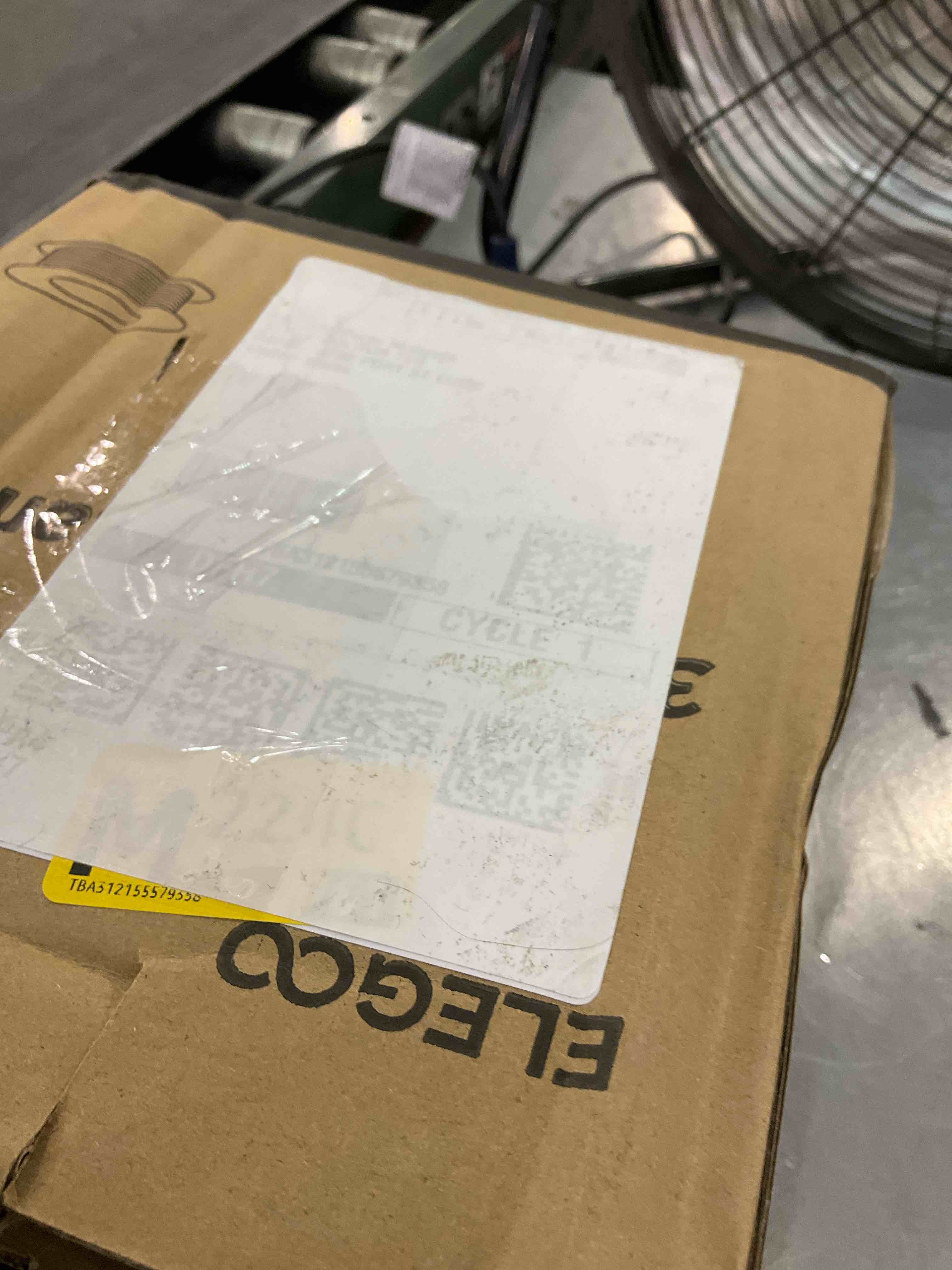 https://s3.amazonaws.com/lotting-images-prod/BargainHunt/EXS01550459_1715783569358.jpeg