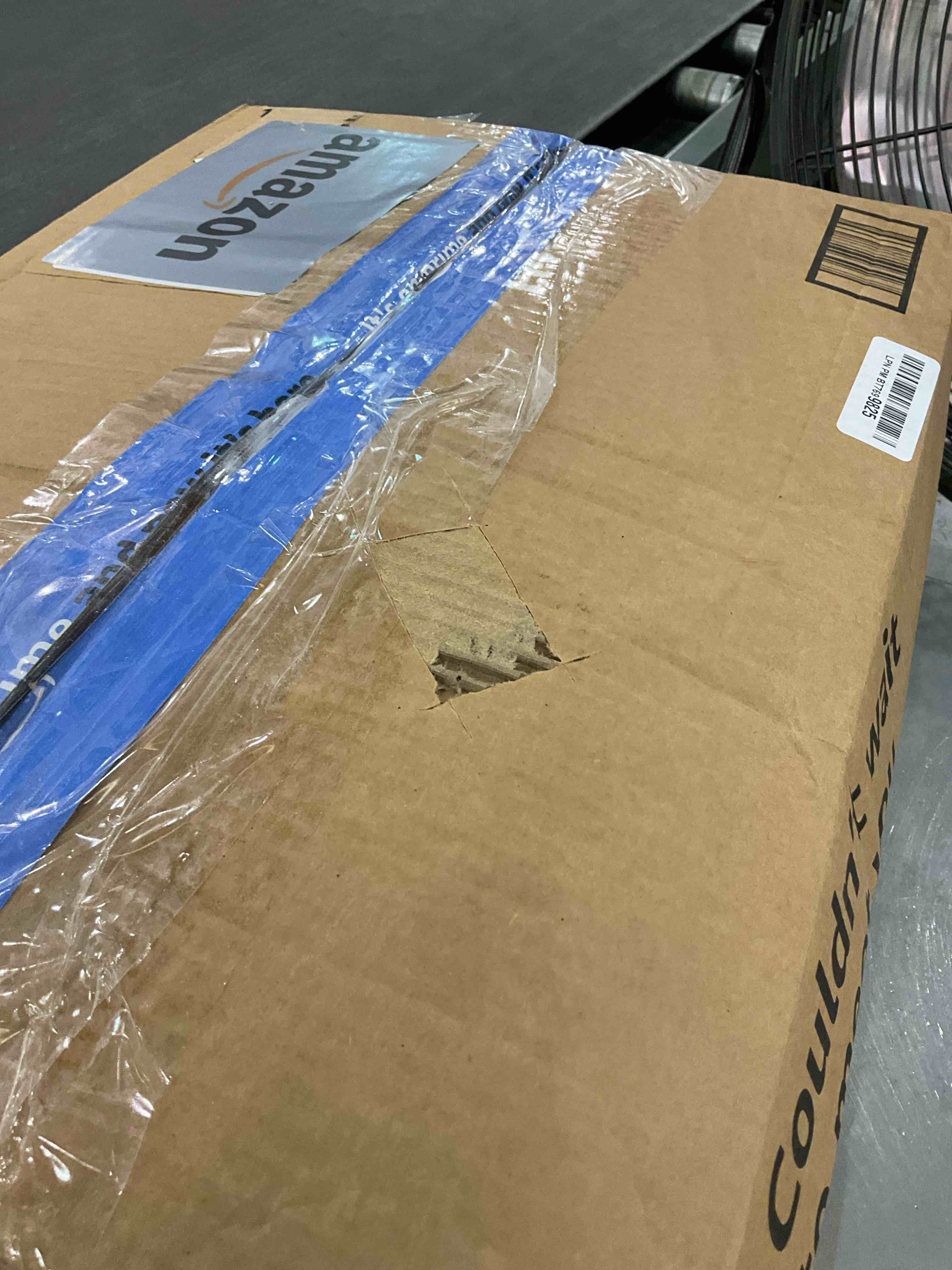 https://s3.amazonaws.com/lotting-images-prod/BargainHunt/EXS01550462_1715783700661.jpeg