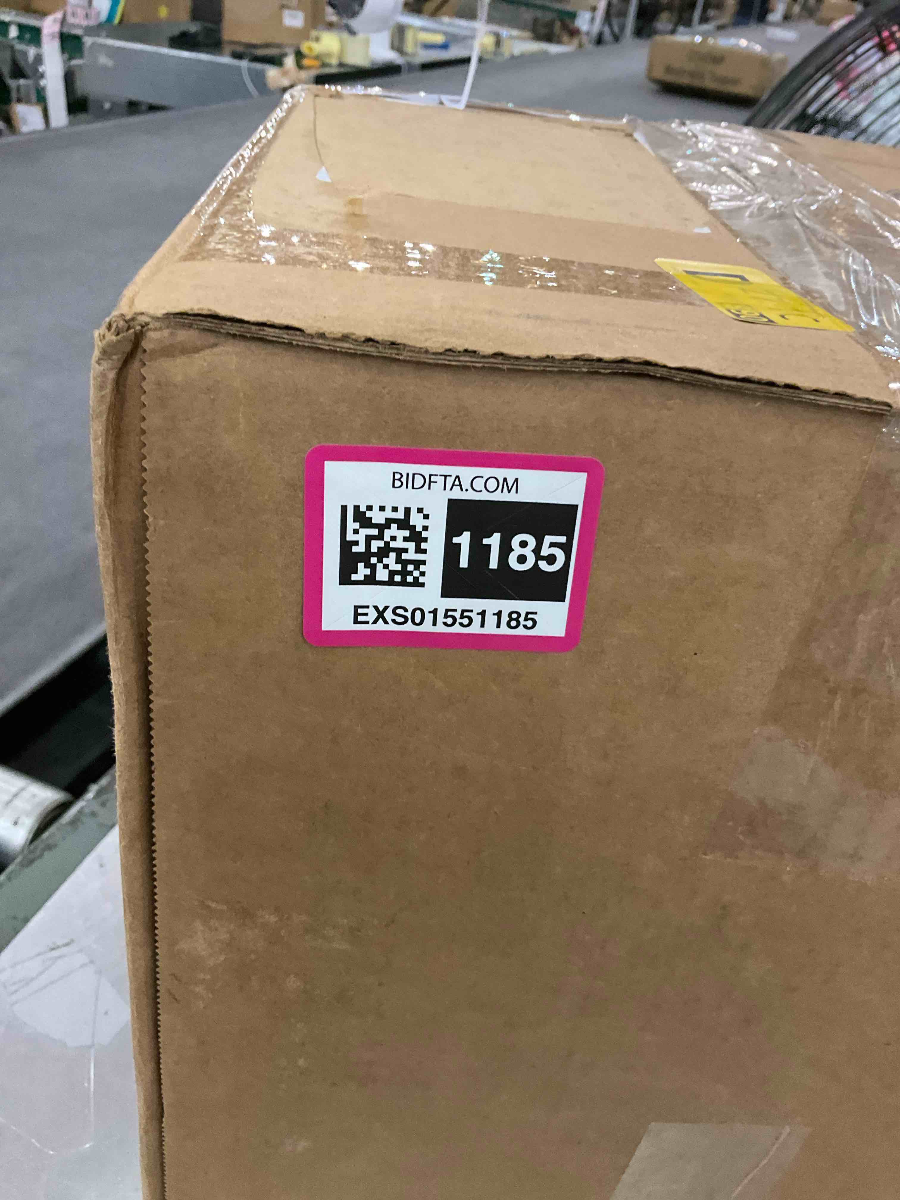 https://s3.amazonaws.com/lotting-images-prod/BargainHunt/EXS01551185_1715186327439.jpeg