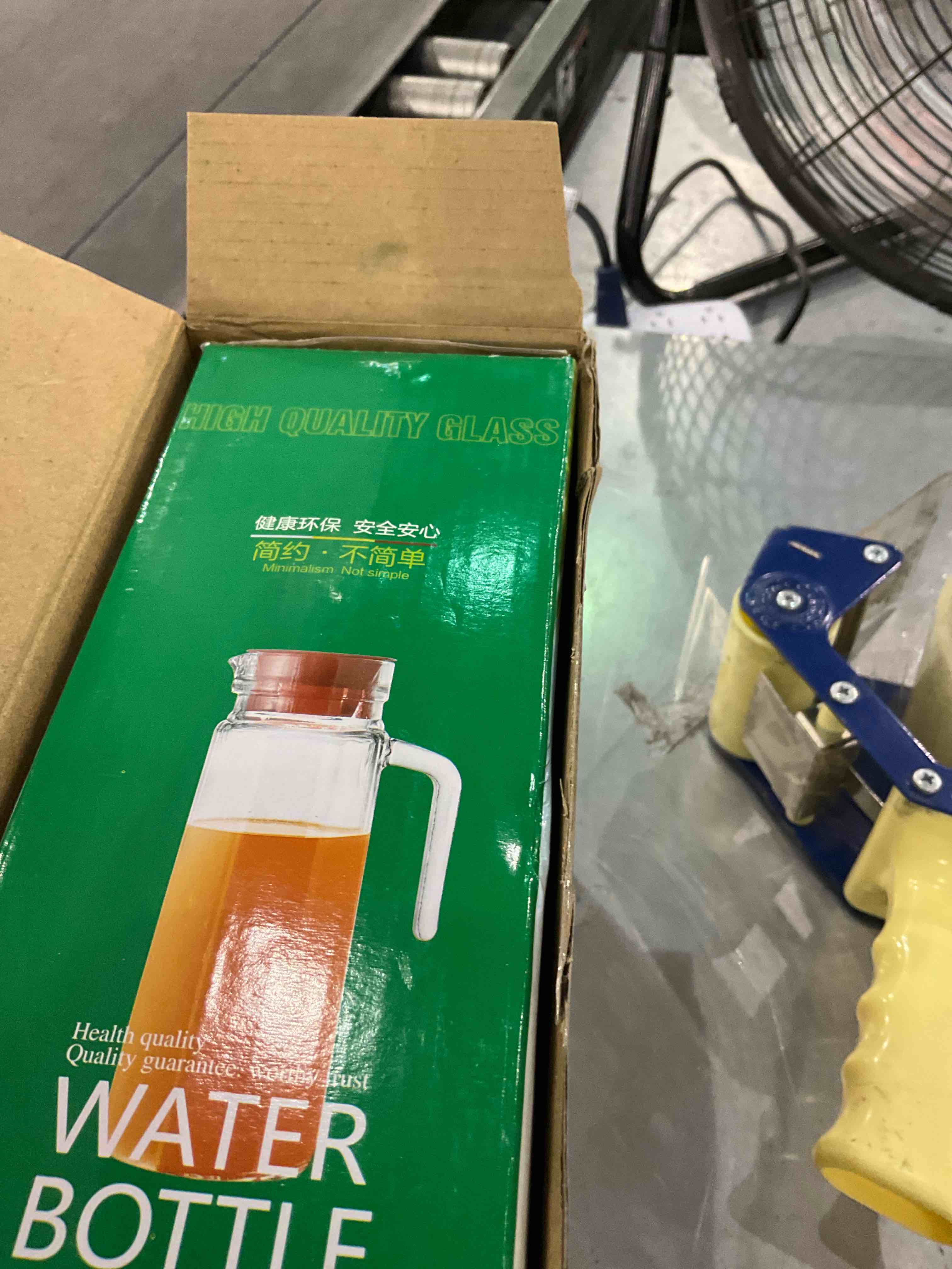 https://s3.amazonaws.com/lotting-images-prod/BargainHunt/EXS01551362_1715598686277.jpeg