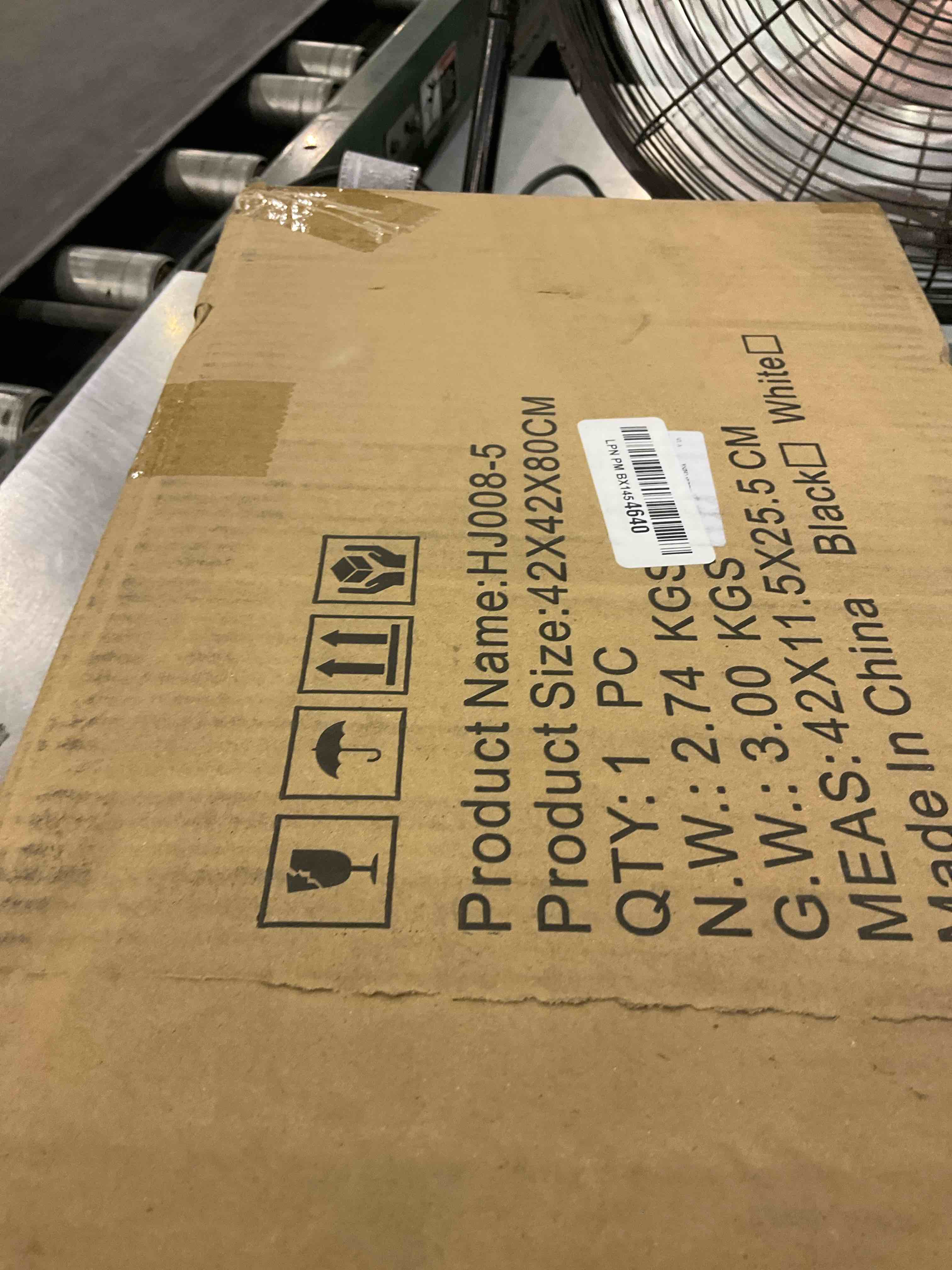 https://s3.amazonaws.com/lotting-images-prod/BargainHunt/EXS01551430_1715604582870.jpeg
