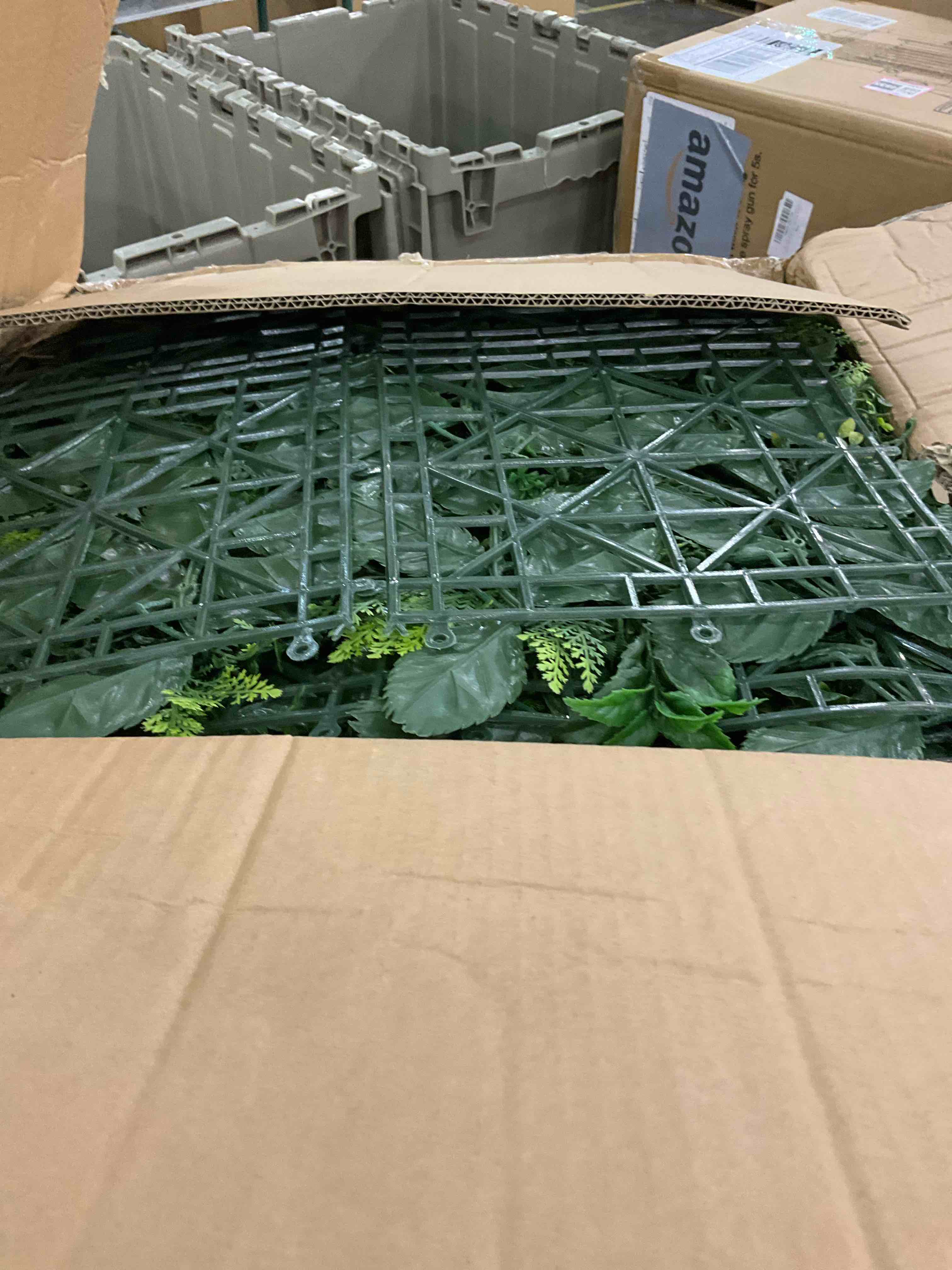 ULAND 12Pcs 20 x 20 Inches Artificial Boxwood Hedge Panels, Grass Privacy Greenery Fence Wall Panels Cover Backdrop(A047-12)