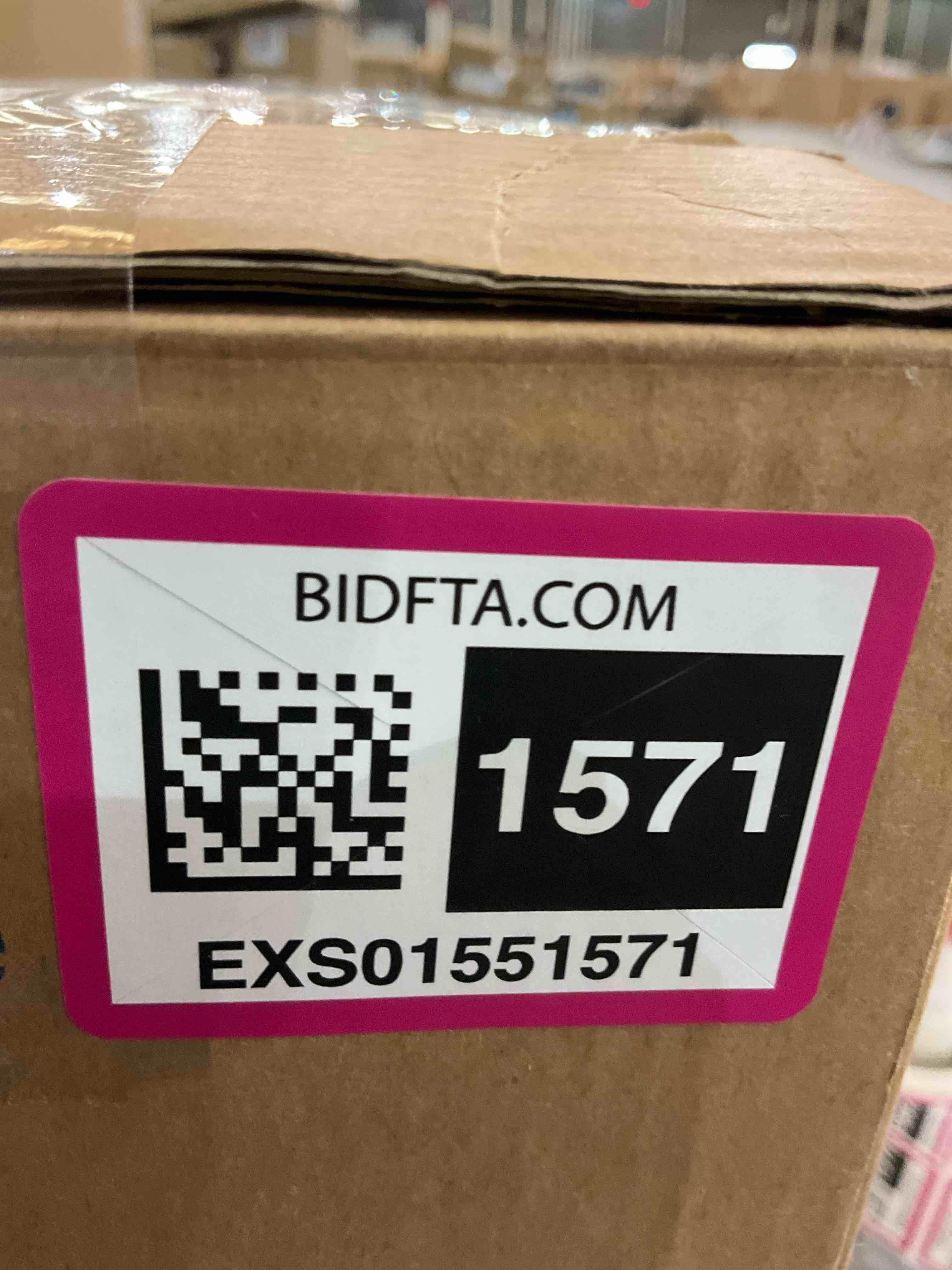 https://s3.amazonaws.com/lotting-images-prod/BargainHunt/EXS01551571_1715871331920.jpeg