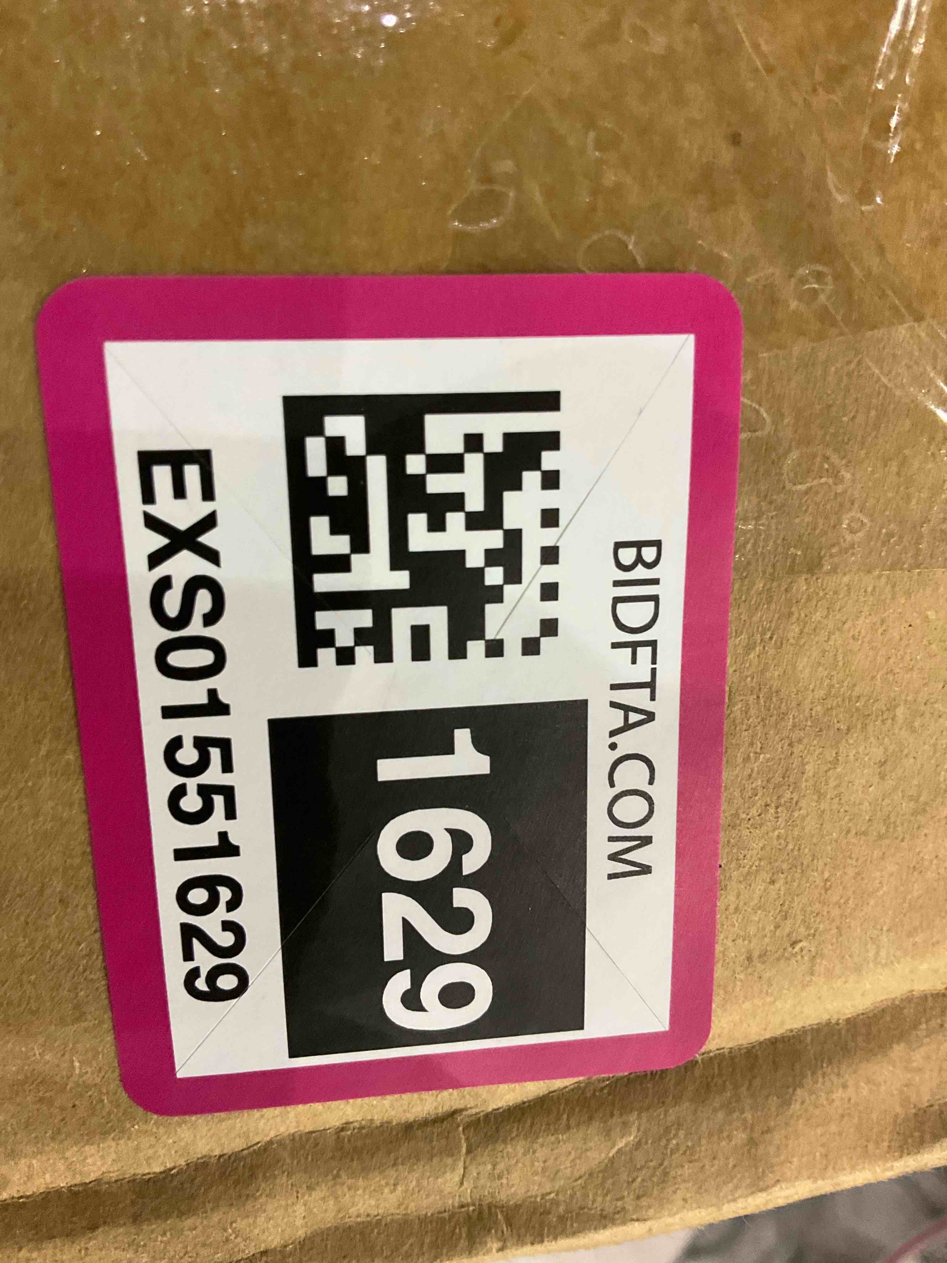 https://s3.amazonaws.com/lotting-images-prod/BargainHunt/EXS01551629_1715945656208.jpeg