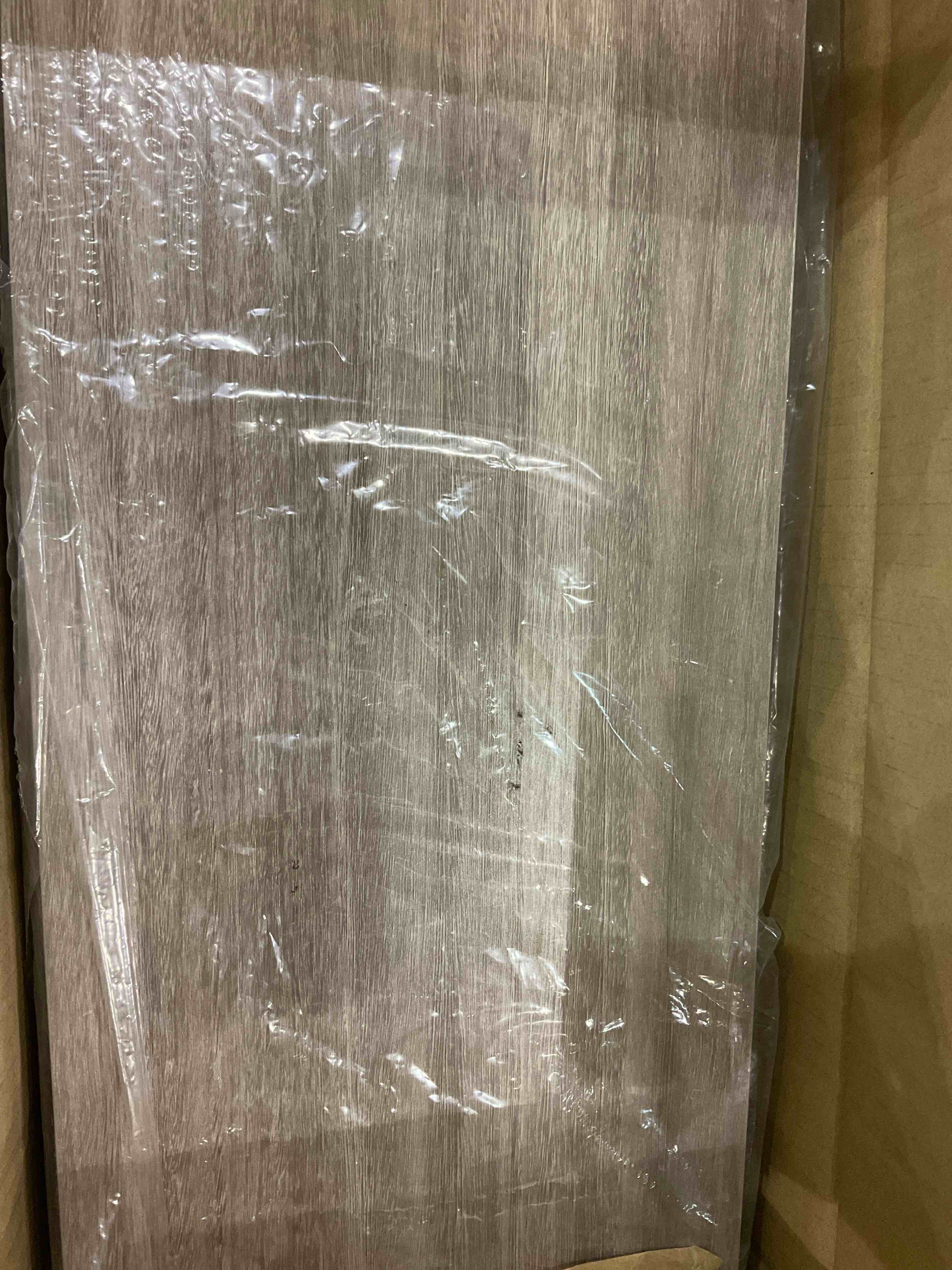 https://s3.amazonaws.com/lotting-images-prod/BargainHunt/EXS01551637_1715946696100.jpeg