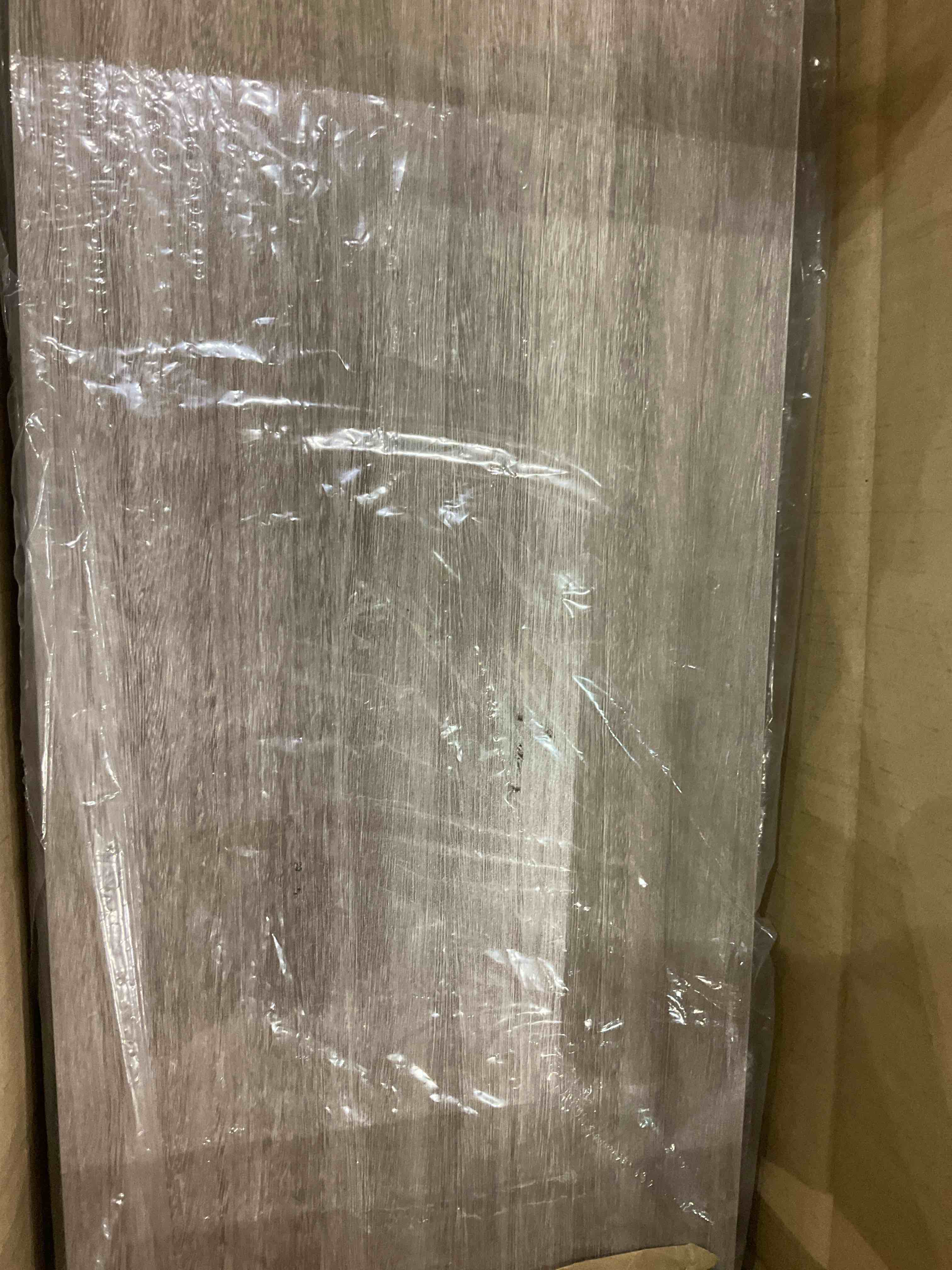 https://s3.amazonaws.com/lotting-images-prod/BargainHunt/EXS01551637_1715946697148.jpeg