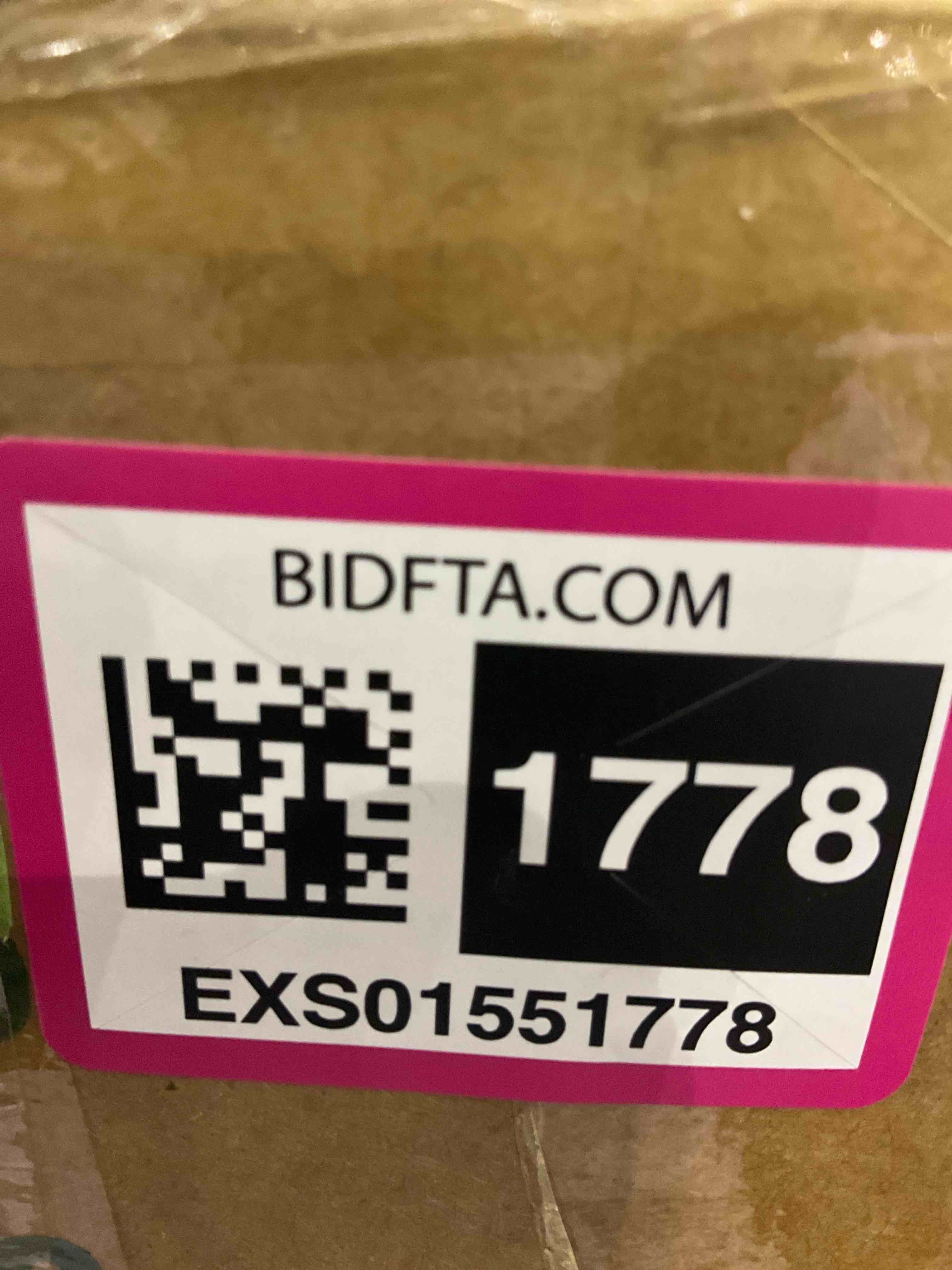 https://s3.amazonaws.com/lotting-images-prod/BargainHunt/EXS01551778_1716294933083.jpeg