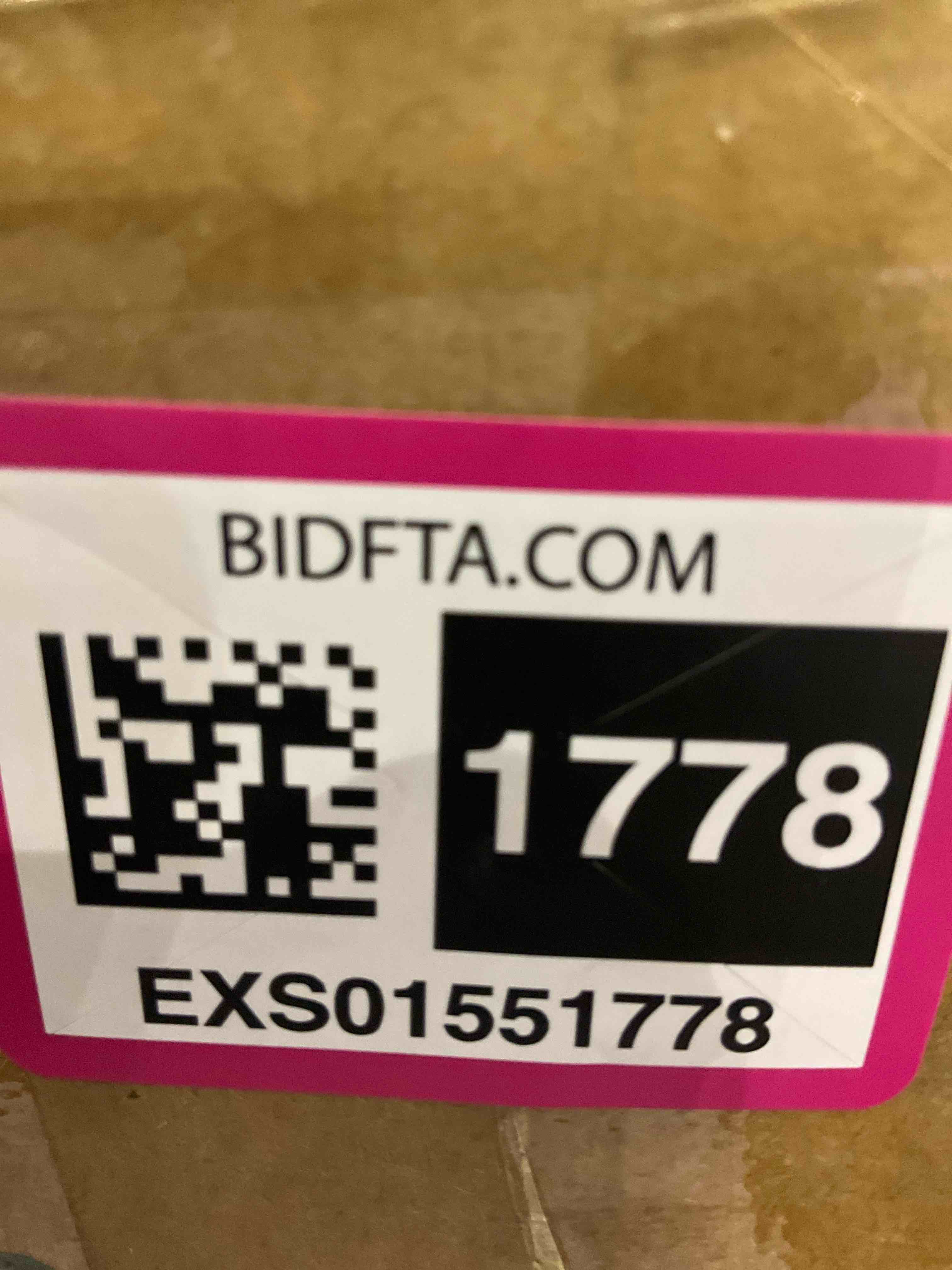 https://s3.amazonaws.com/lotting-images-prod/BargainHunt/EXS01551778_1716294934081.jpeg