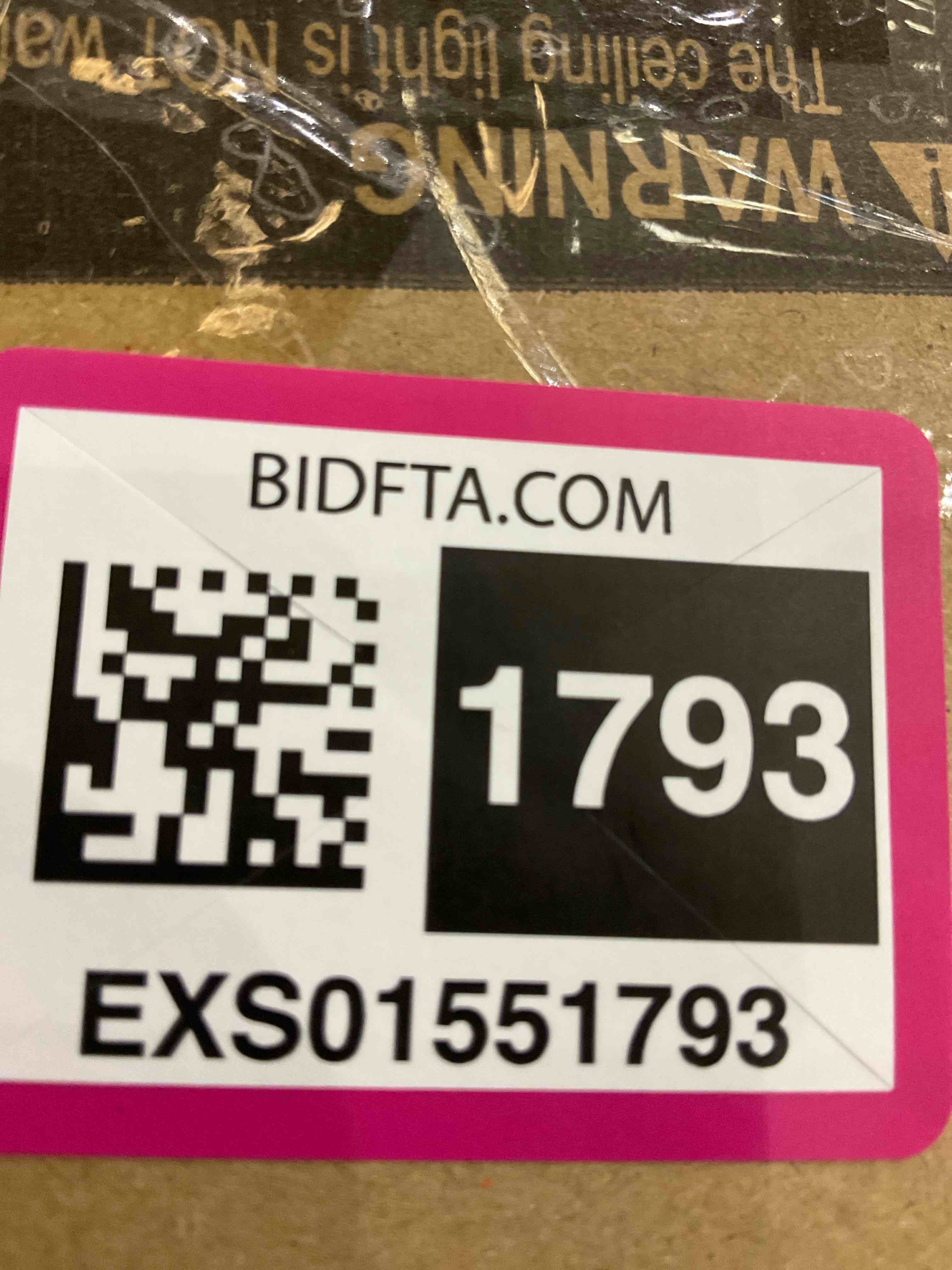 https://s3.amazonaws.com/lotting-images-prod/BargainHunt/EXS01551793_1716298784089.jpeg