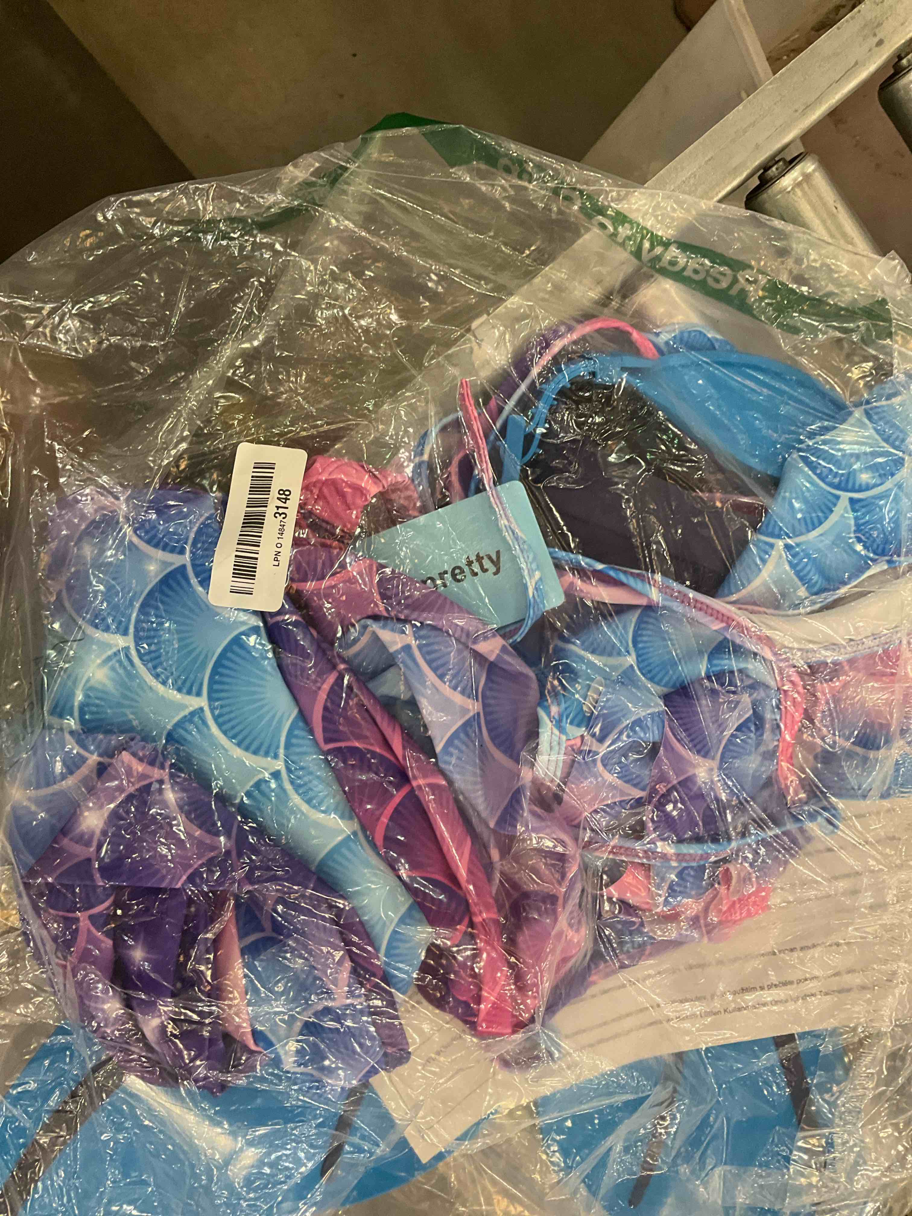 https://s3.amazonaws.com/lotting-images-prod/BargainHunt/EXS01551825_1716302419114.jpeg
